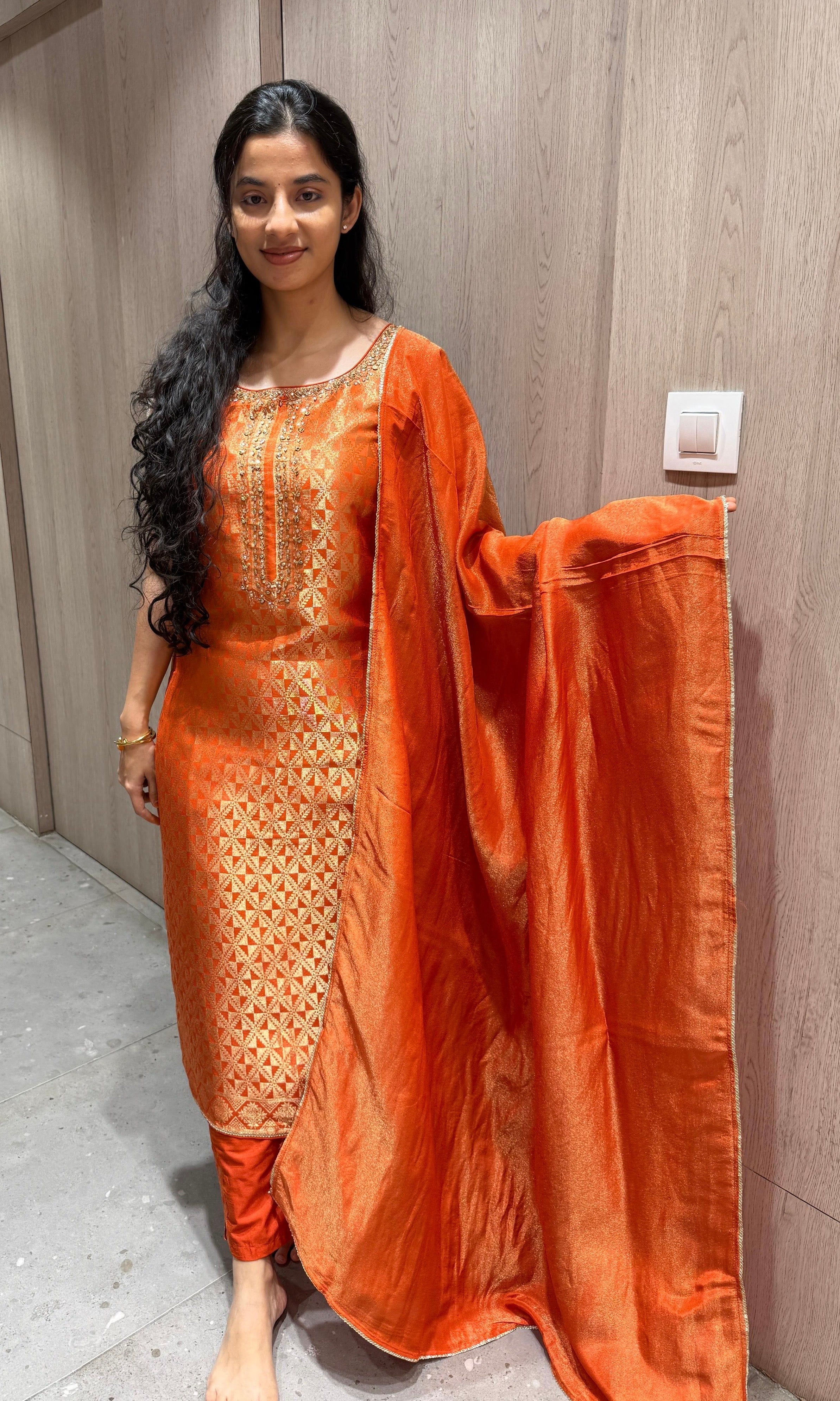 Party wear kurta set