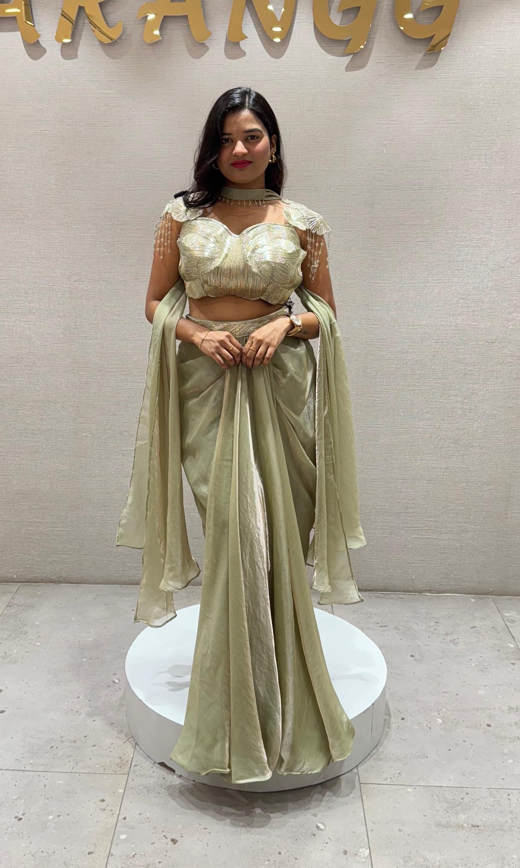 crop top & drape skirt