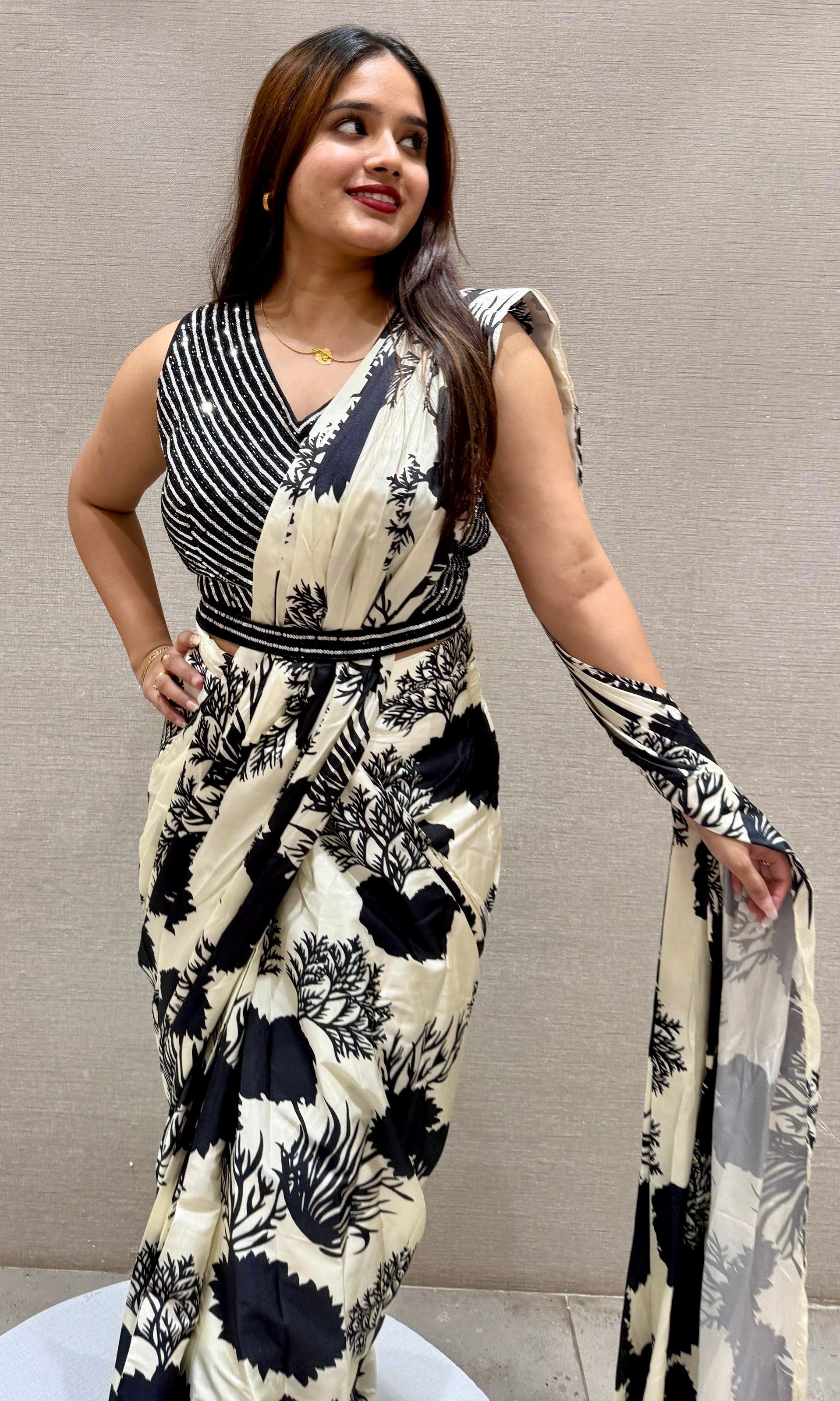 Black one minute saree