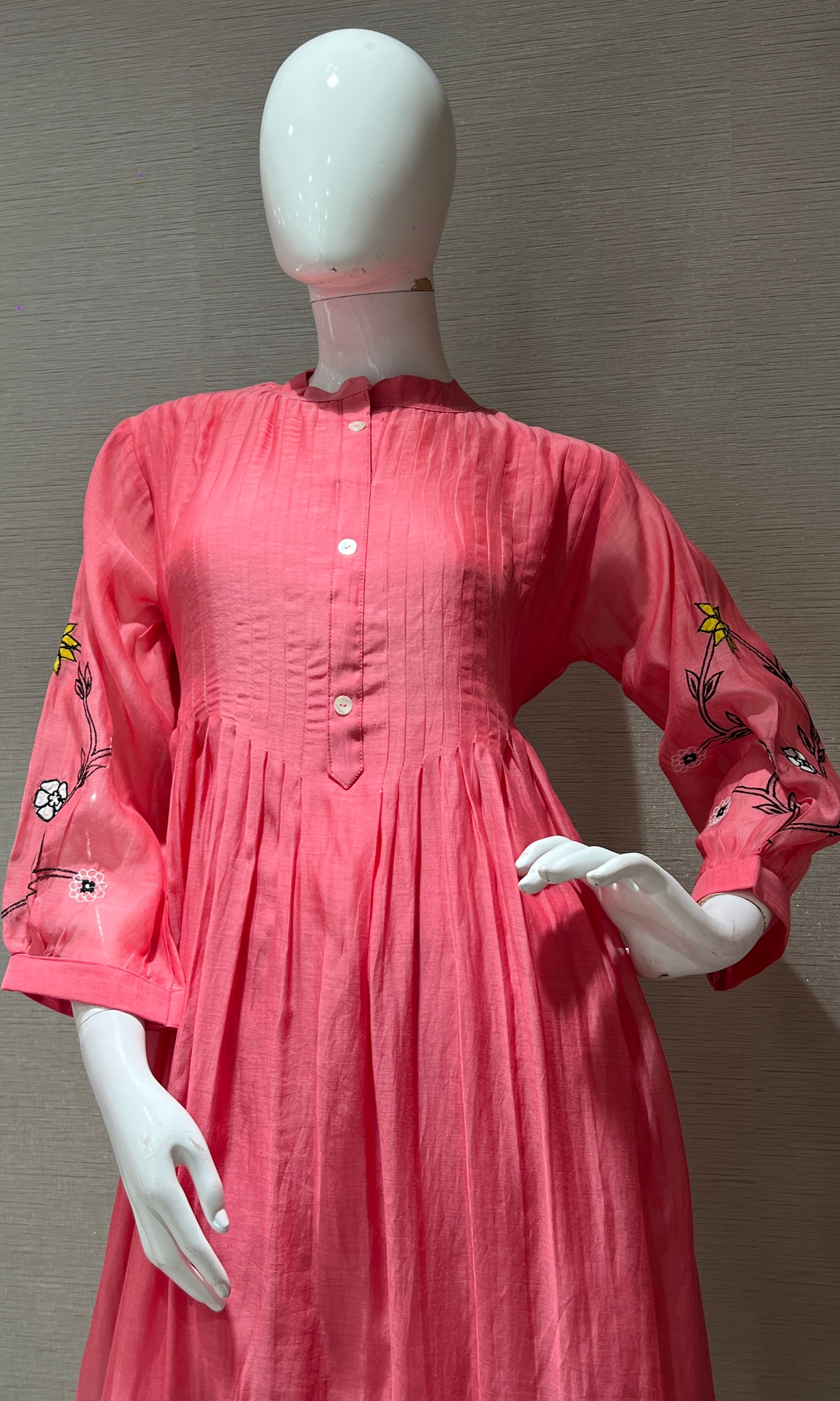 Baby pink floral mul chanderi kurta set