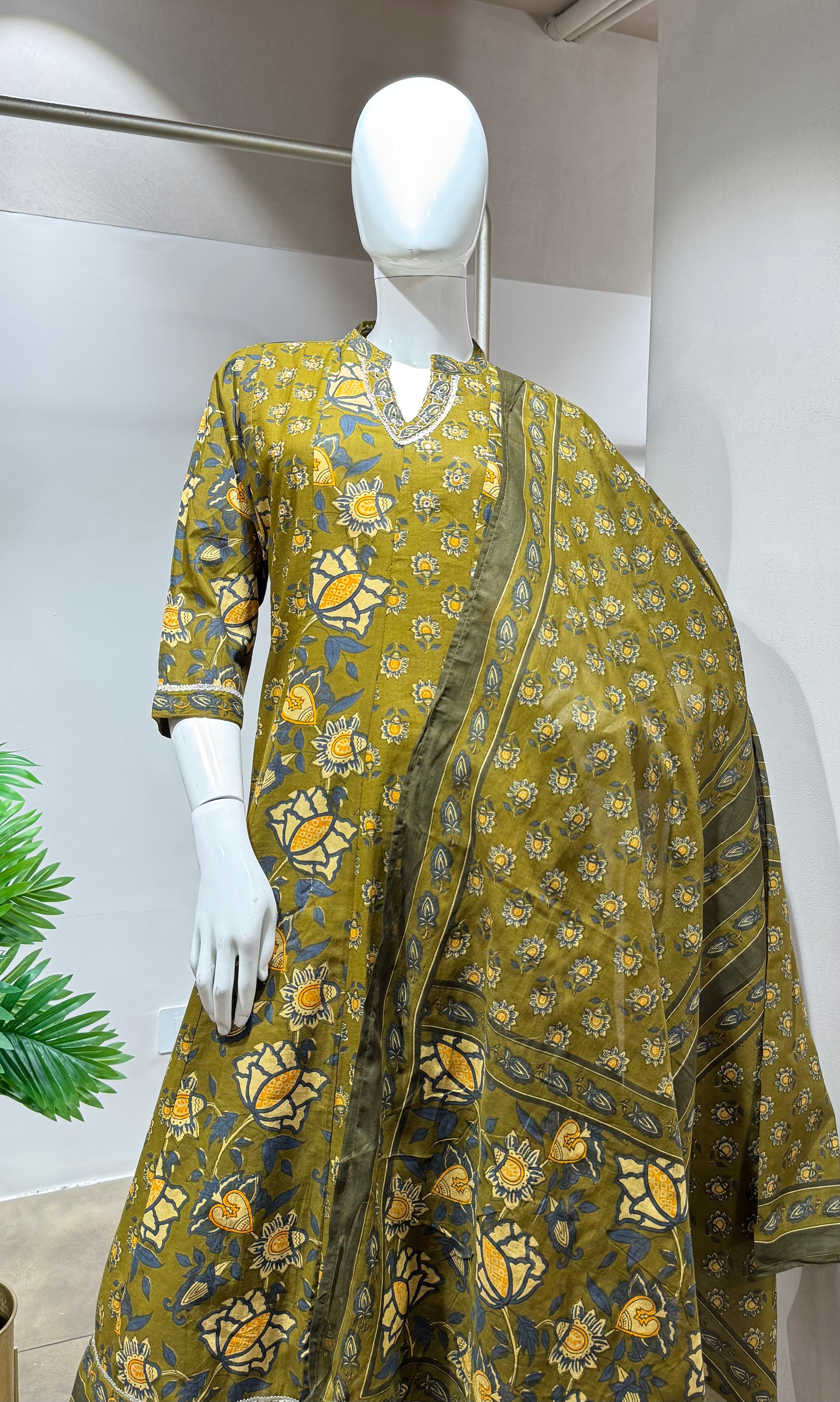 Green jaipuri cotton kurta set