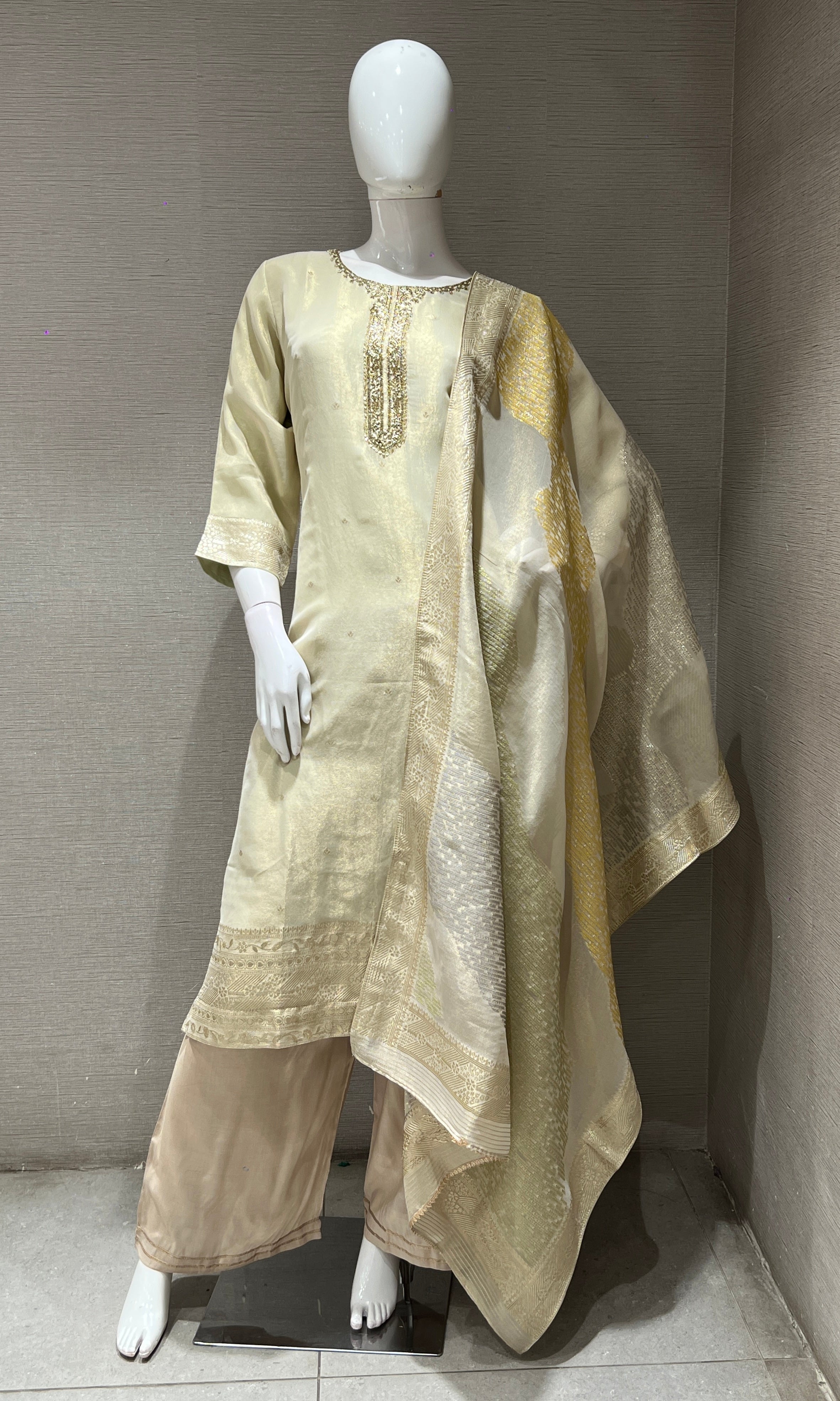 BEAGH golden kurta set