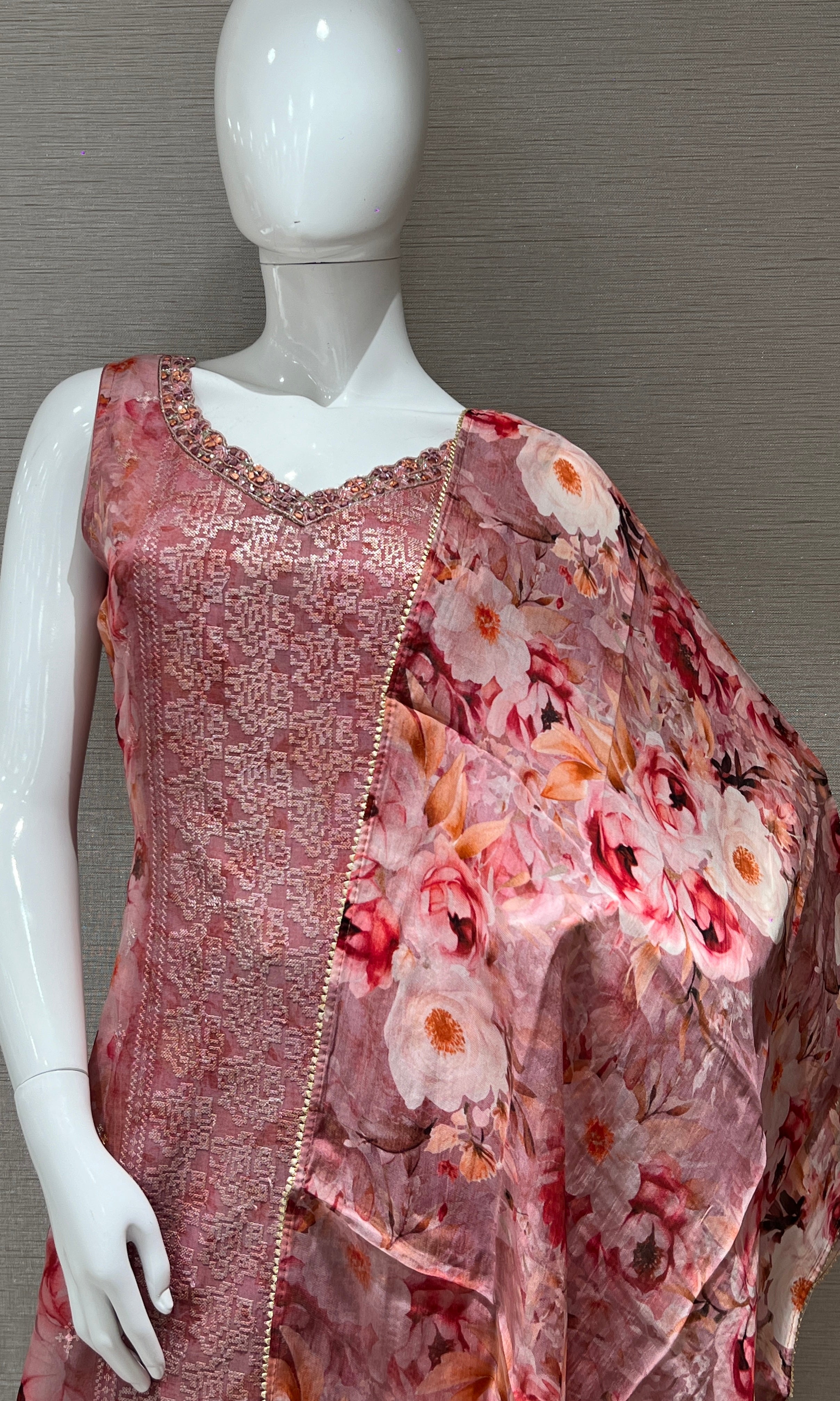 Onion pink Kurt set with printed dupatta