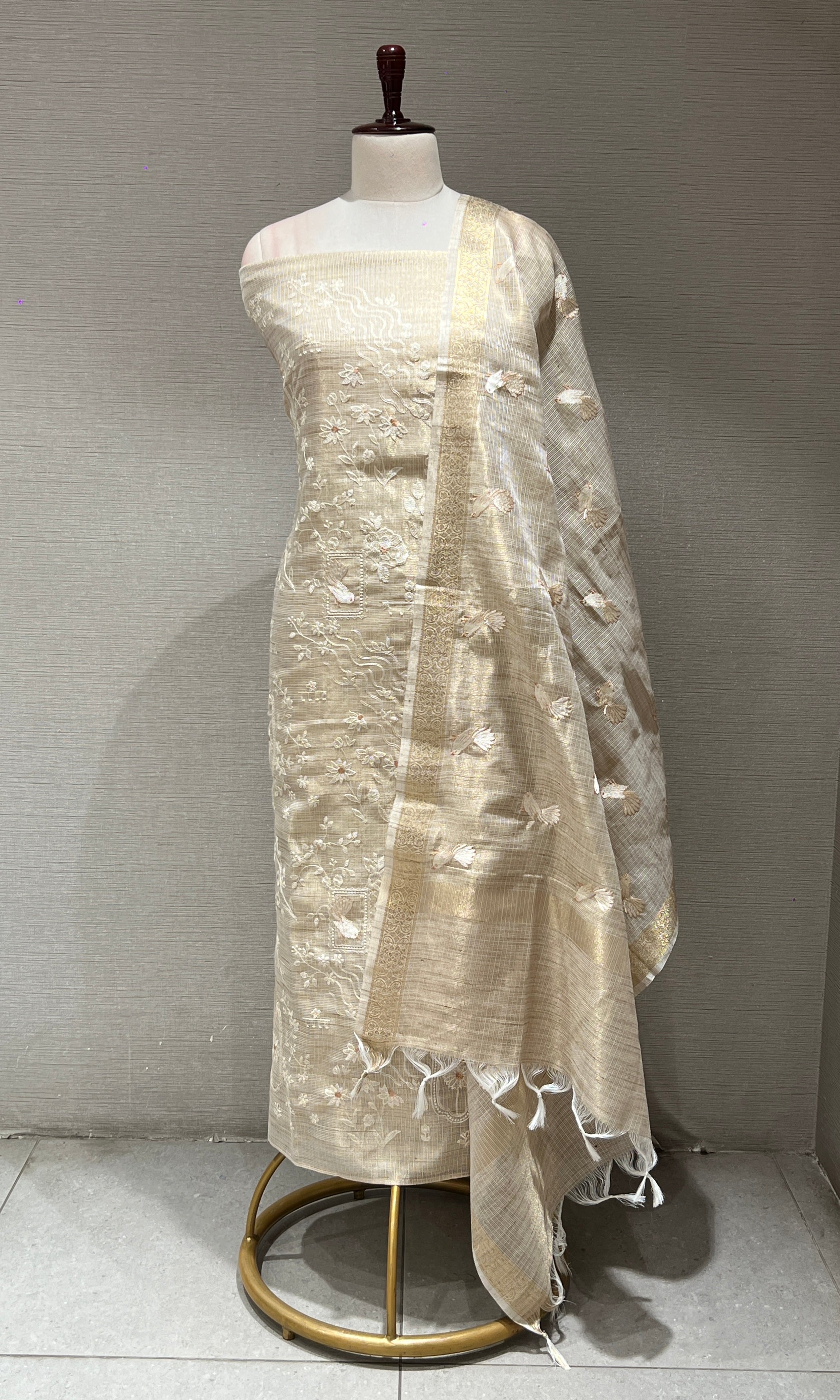 Beagh dress material