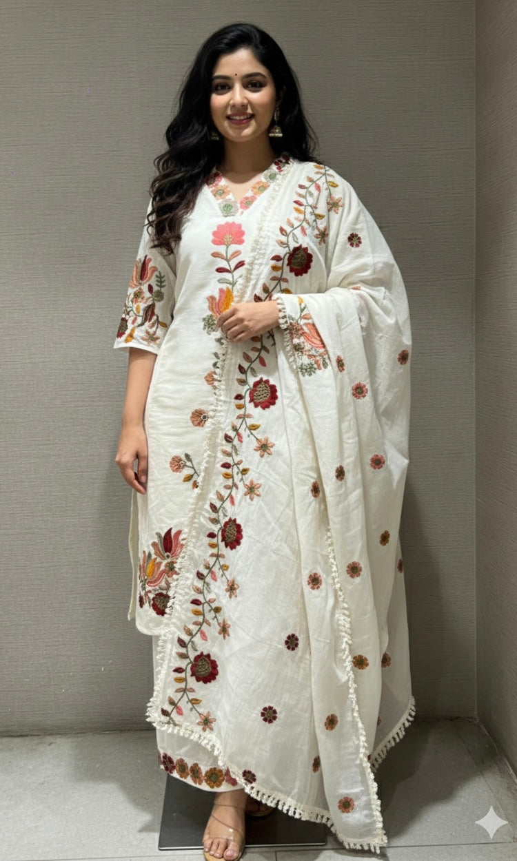 Cream floral embroidery kurta set