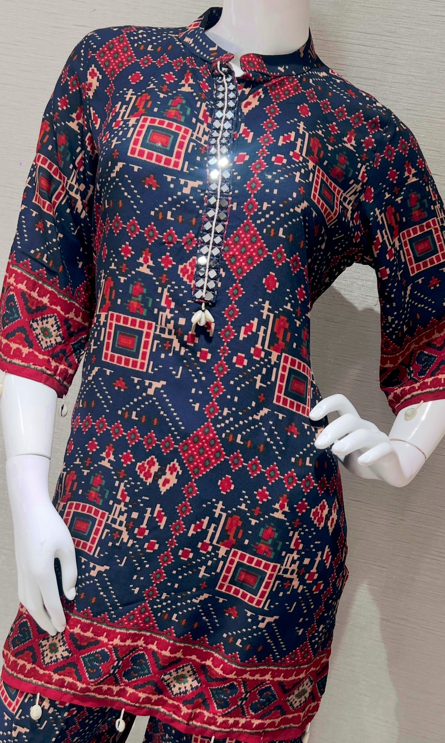 navy blue and red printed cord set