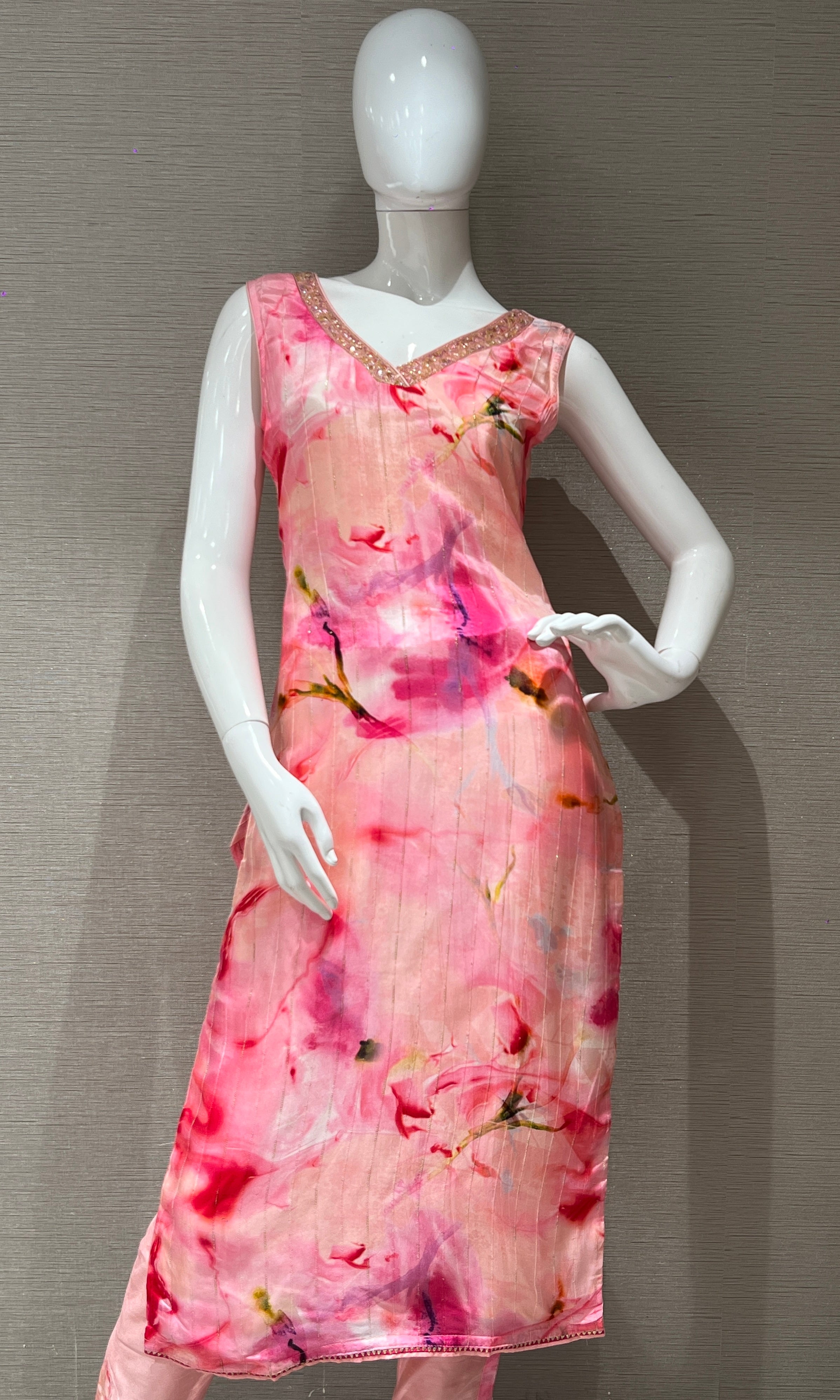 Baby pink kurta set with chiffon dupatta