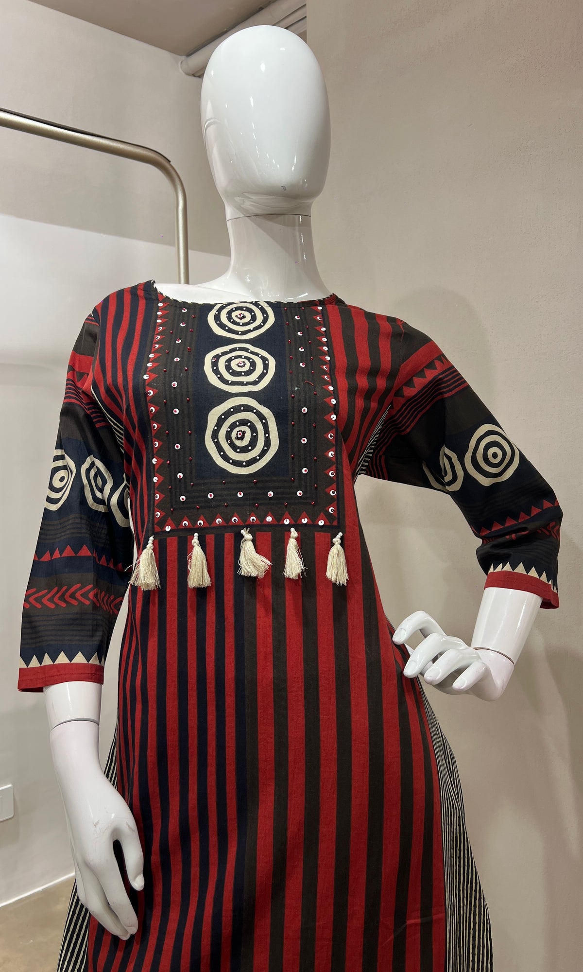 Red EMBROIDERED kurta set