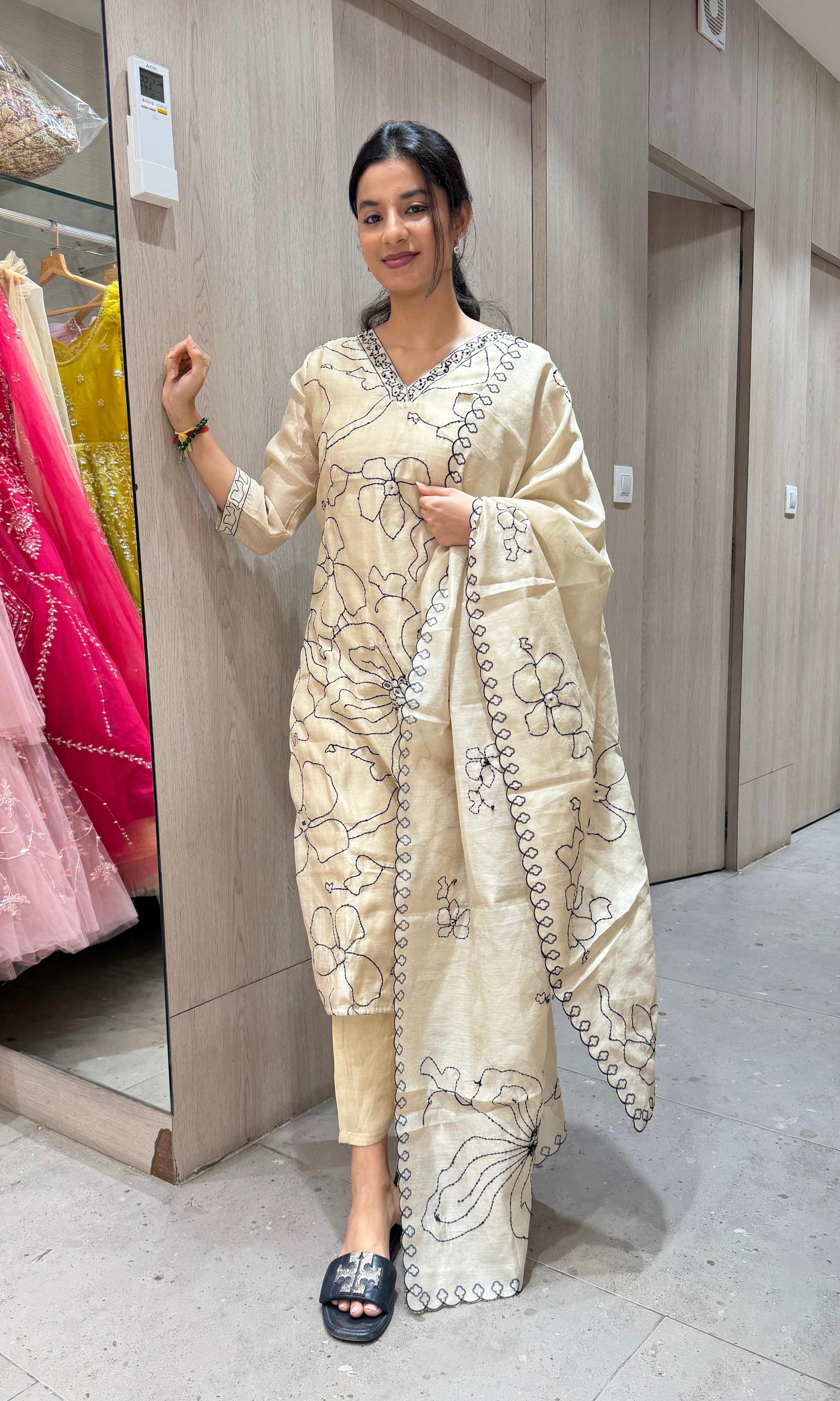 Cream FLORAL kurta set