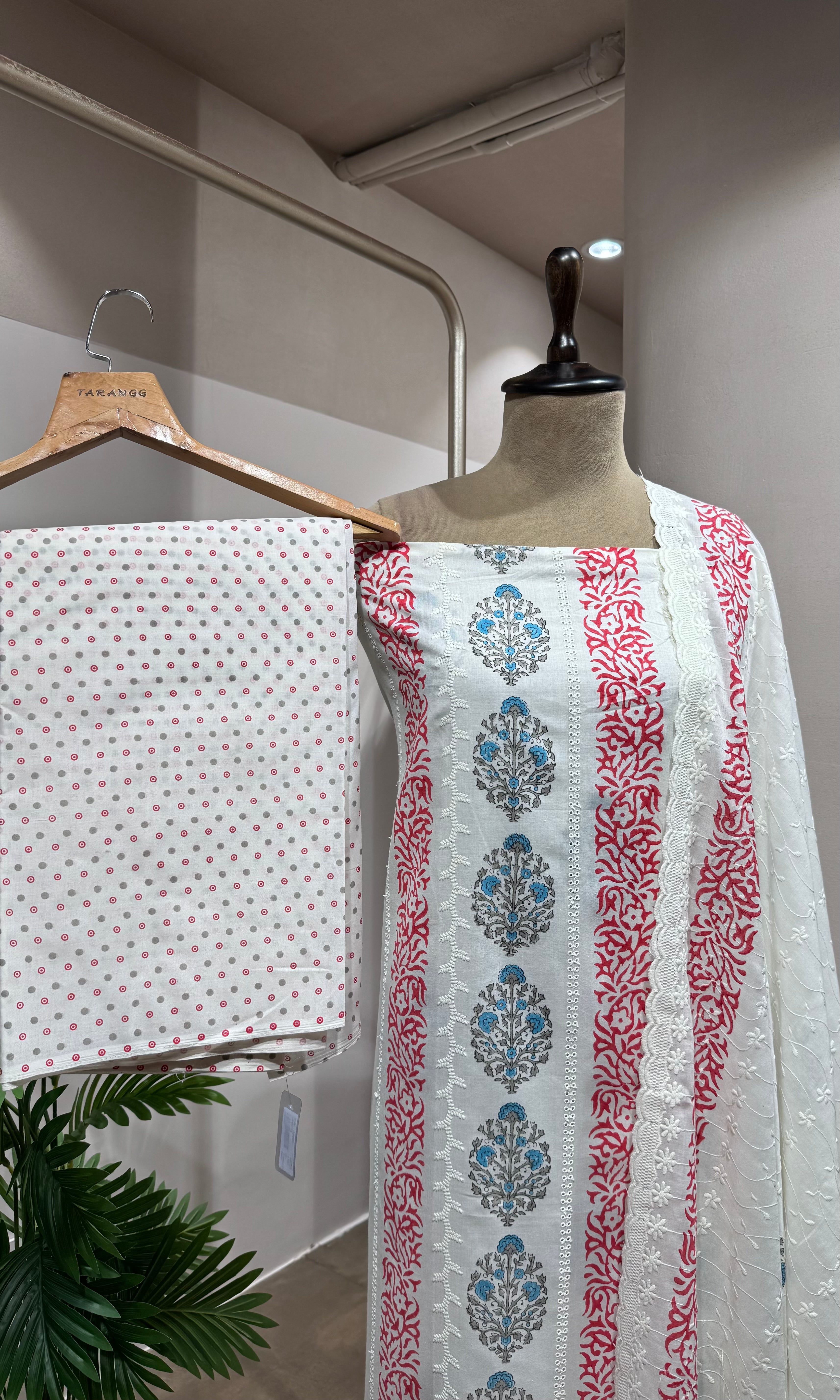 PINK Pure Cotton Printed dress material