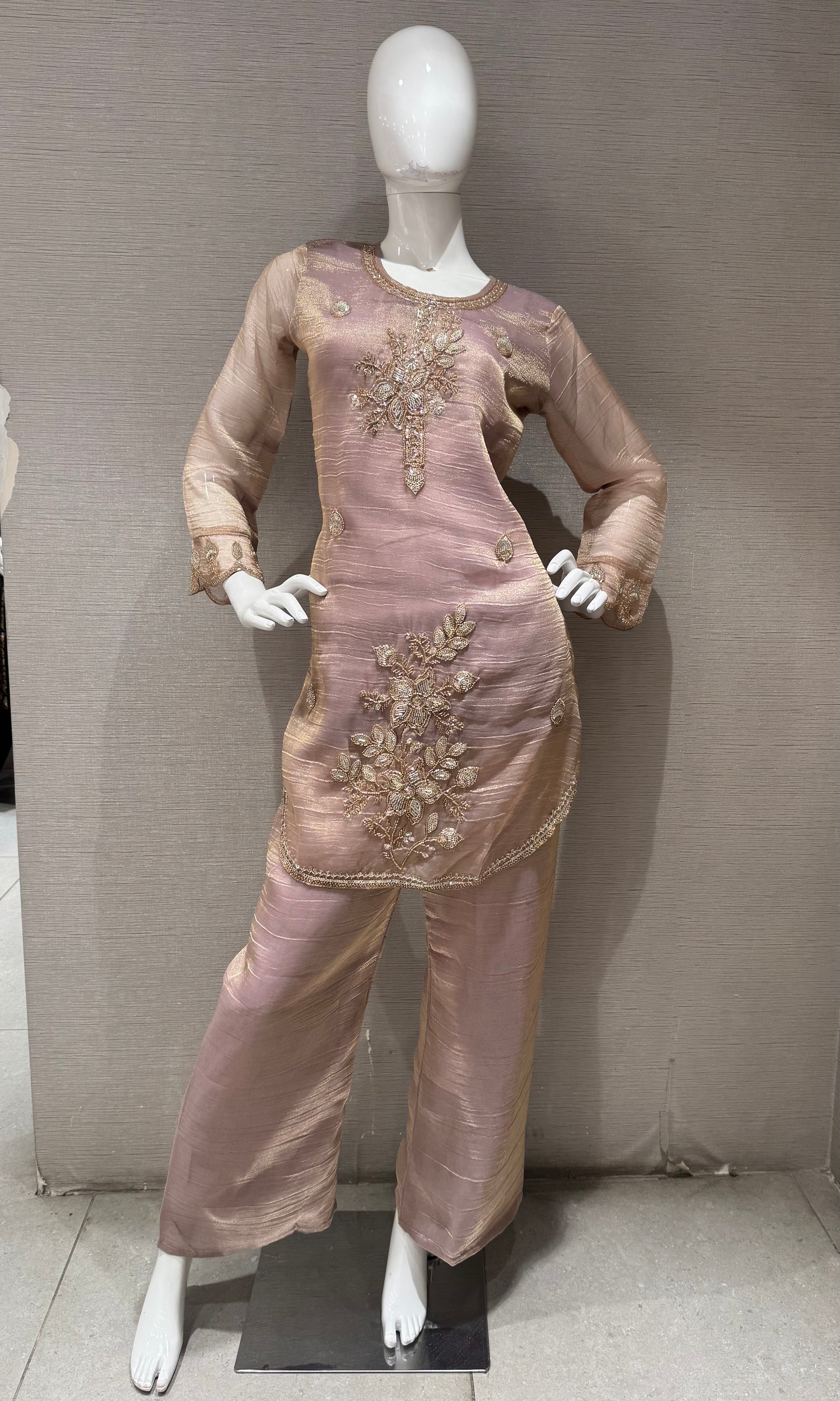 Moee tissue kurta set with short top & wide pants