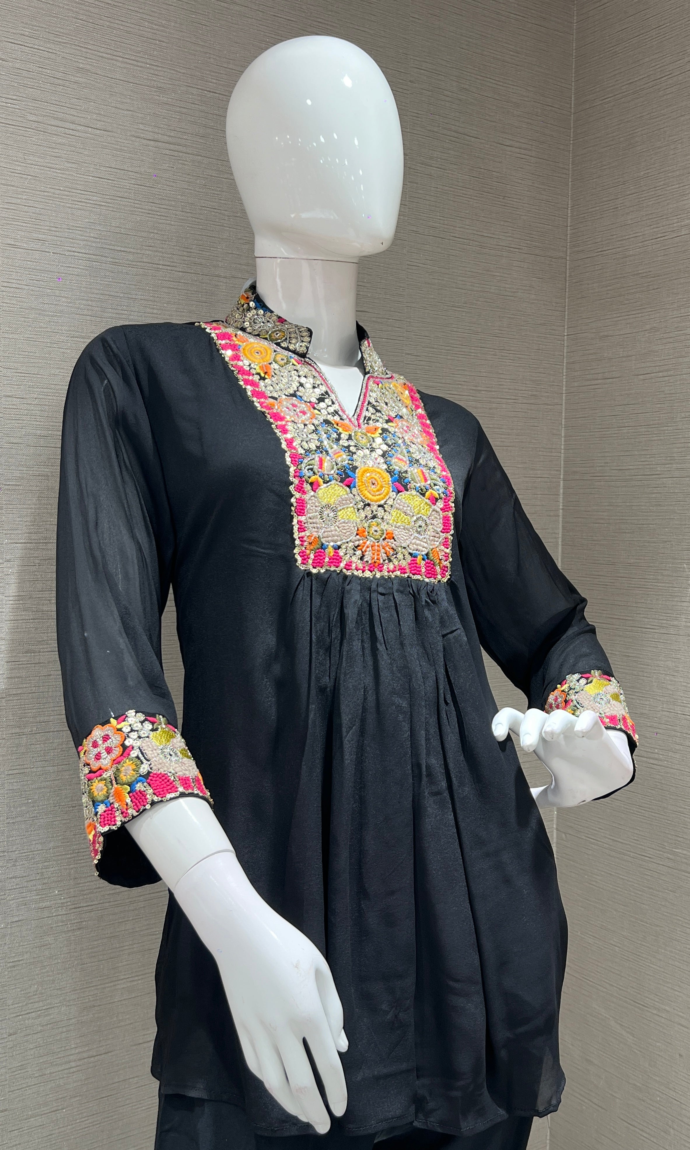 BLACK FLORAL CORD SET