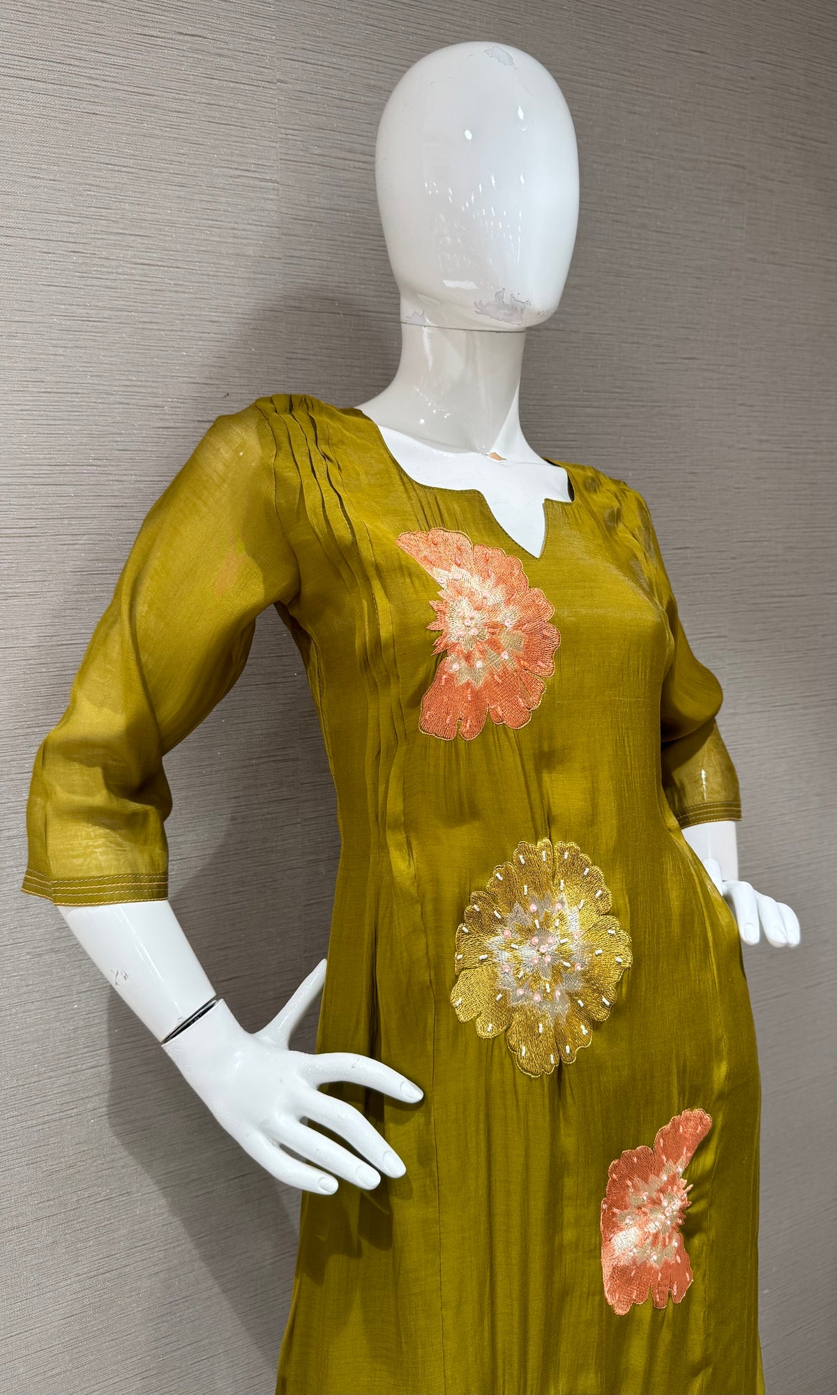 Mehendi Green cotton silk Floral Motif Kurta set with dupatta