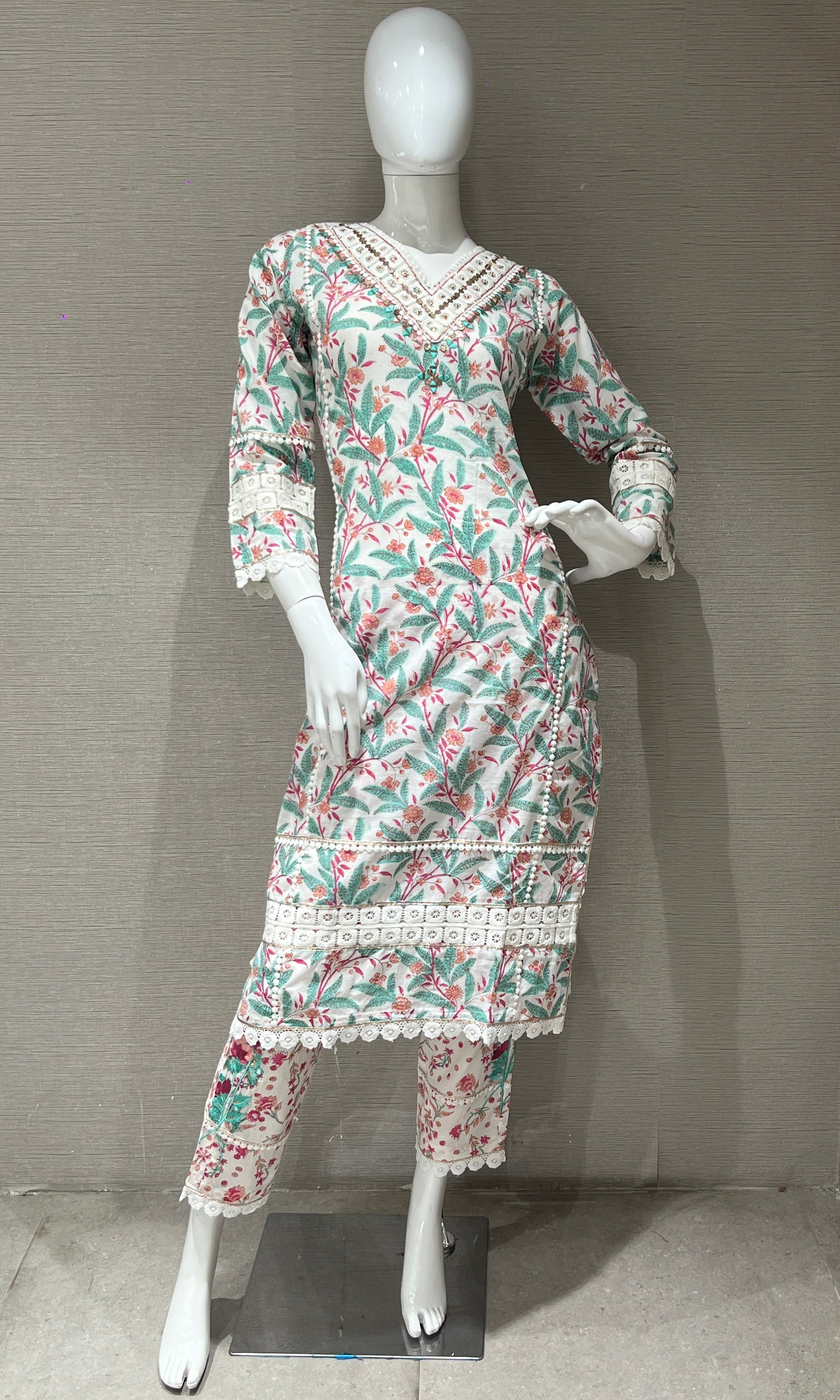 Green cotton Kurta set 3223