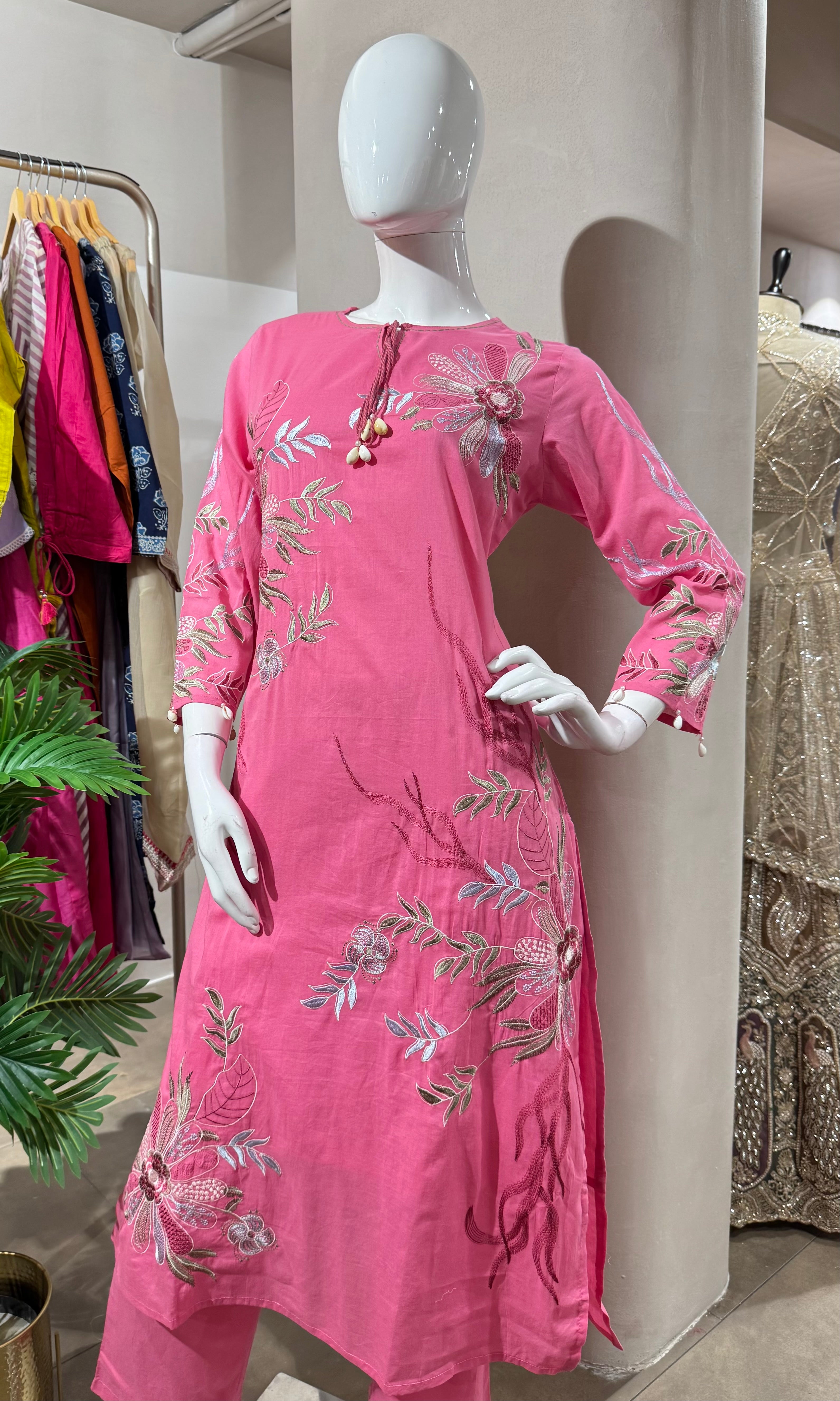 PINK FLORAL EMBROIDERED KURTA SET