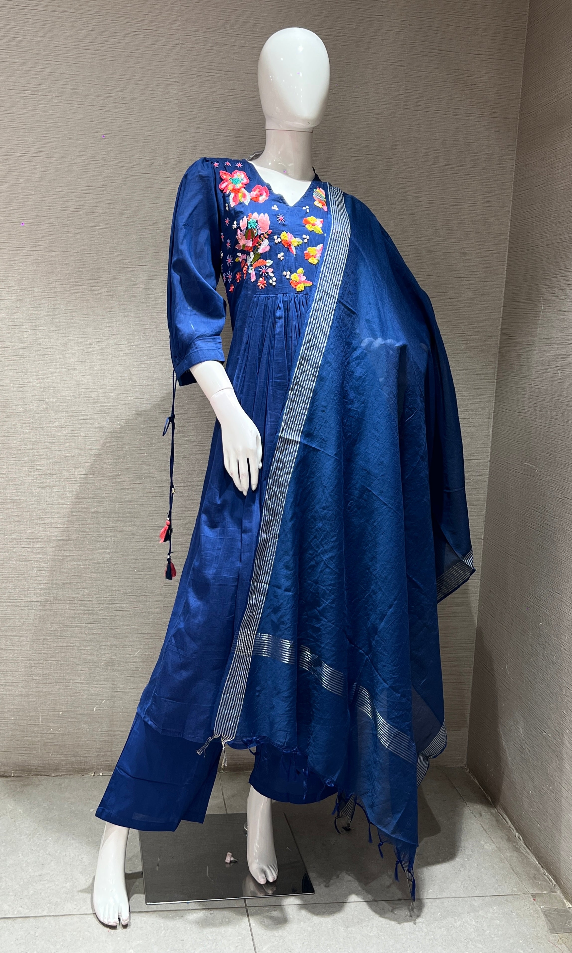 Navy blue FLORAL MUL CHANDERI kurta set
