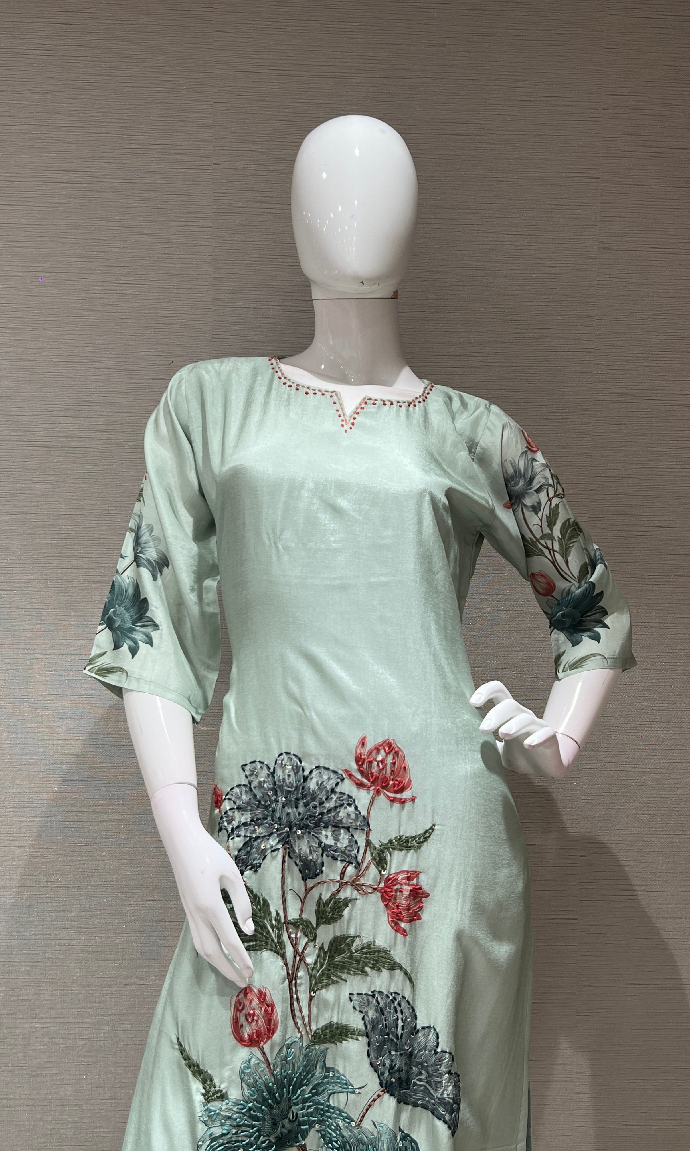 Green FLORAL PRINT EMBROIDERED KURTA SET