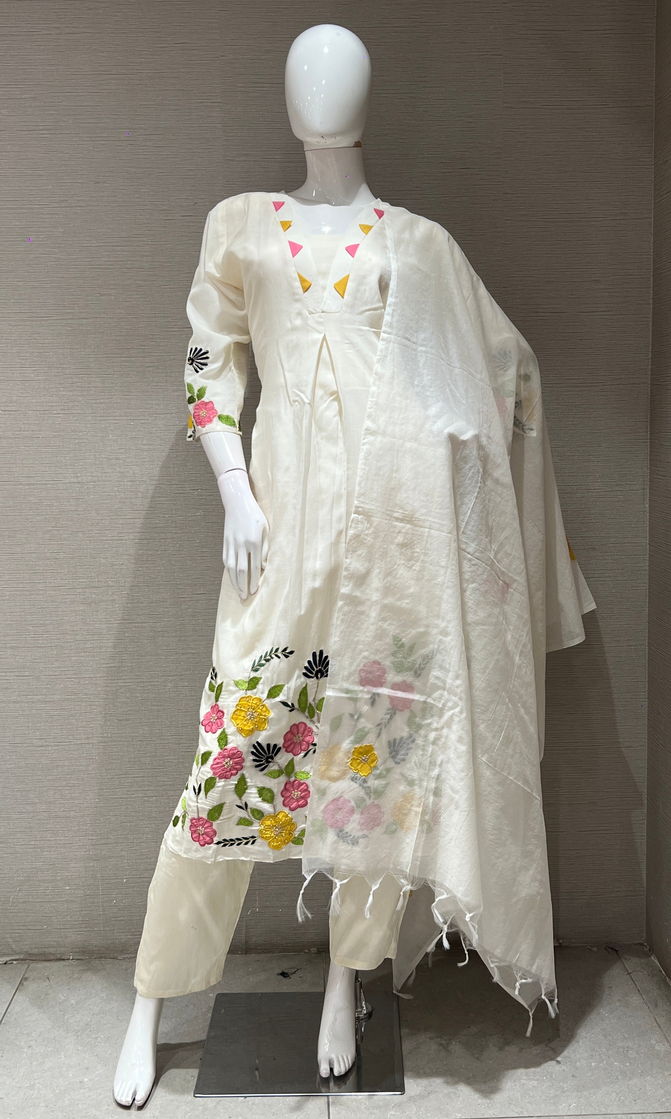 Half white FLORAL kurta set