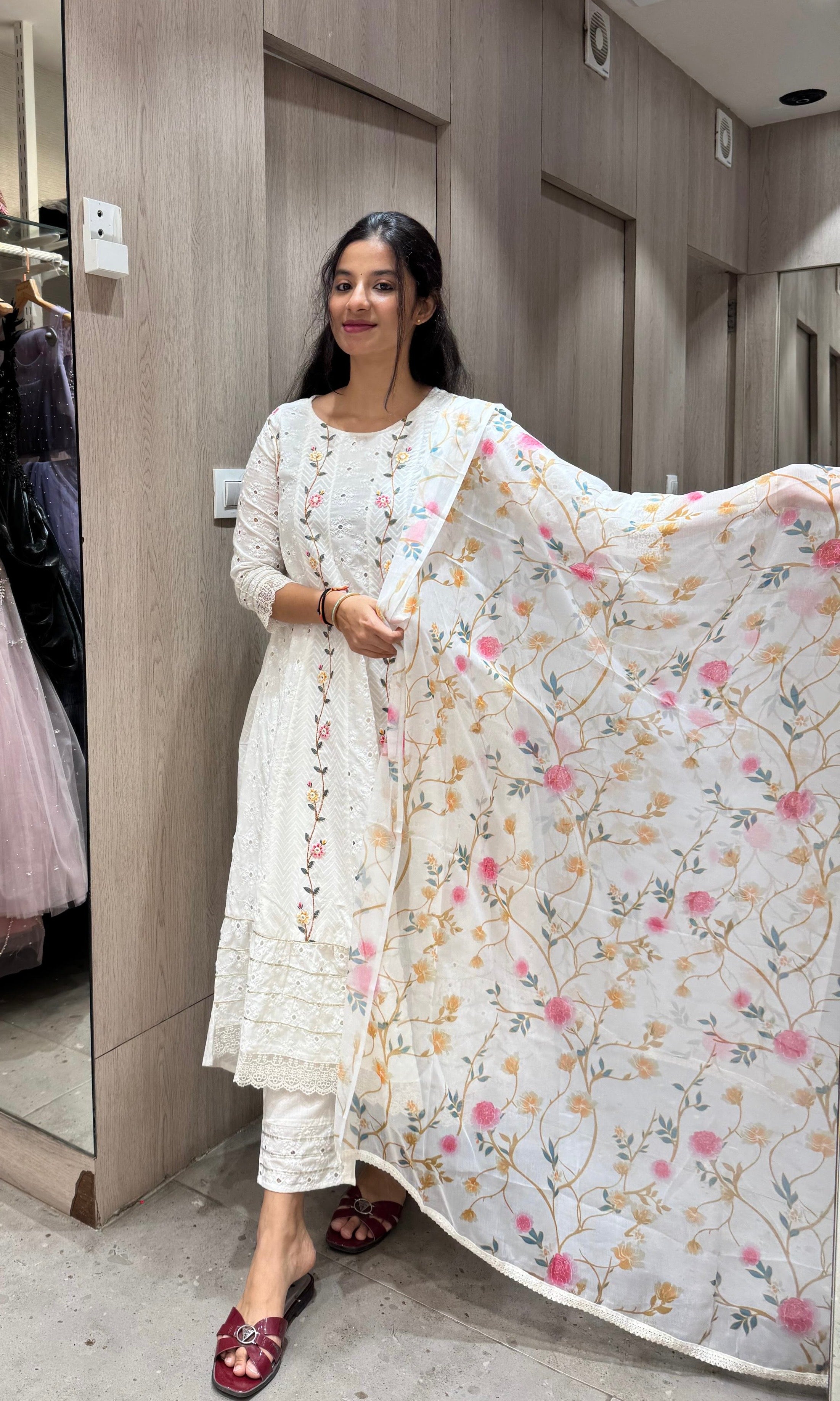 White Floral Embroidery Chikankari Anarkali Set (k222)