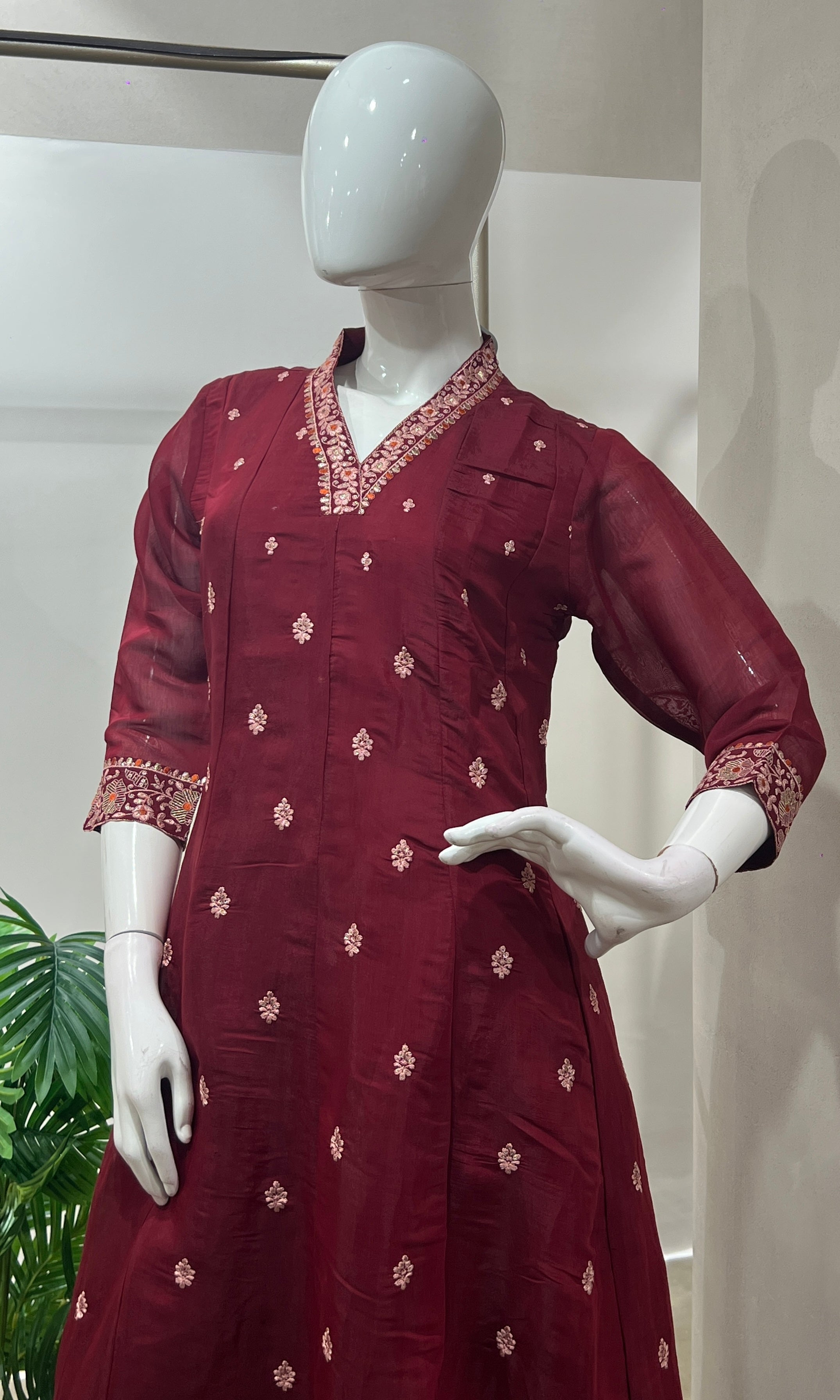MAROON EMBROIDERED KURTA SET
