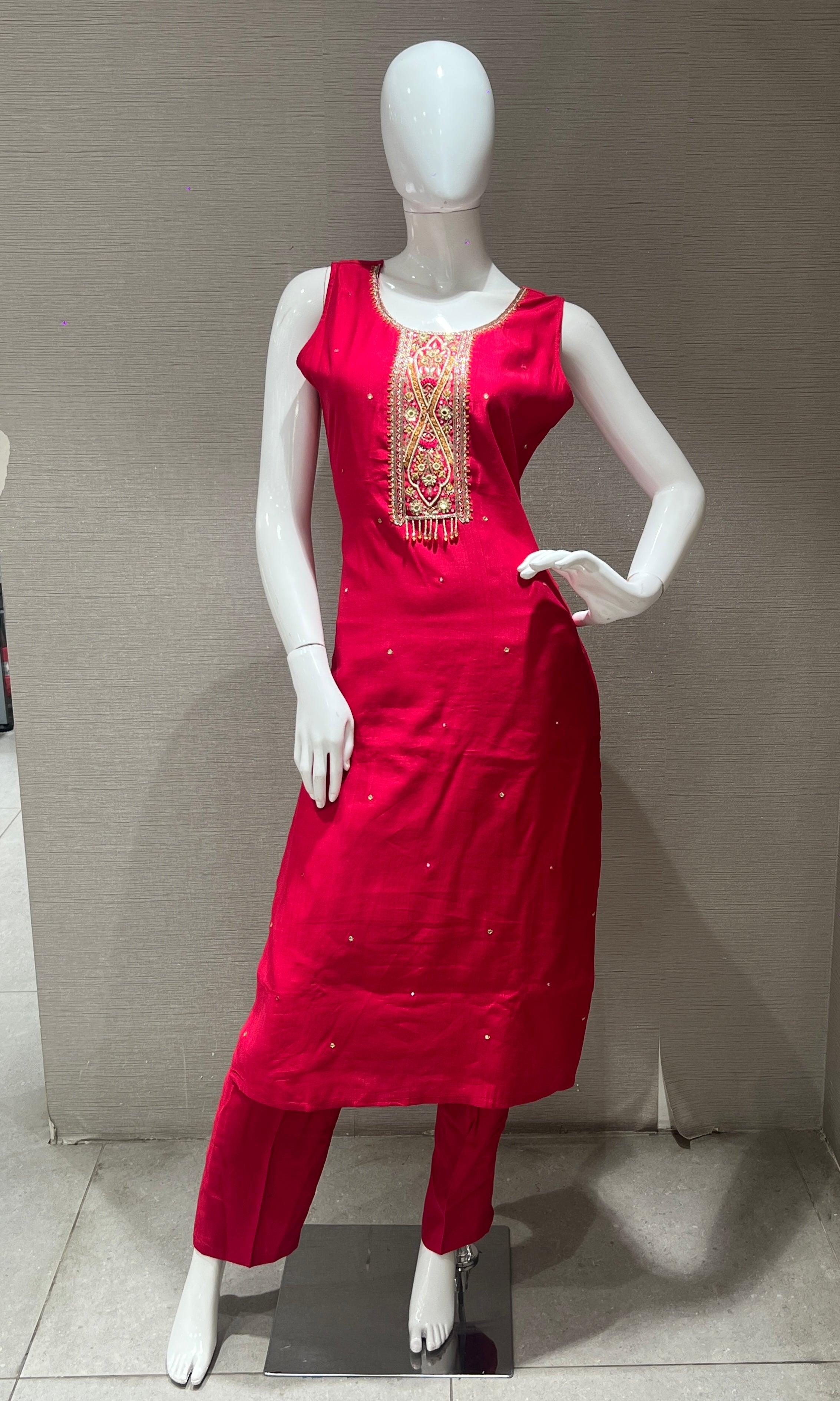 Elegant Pink Kurta Set