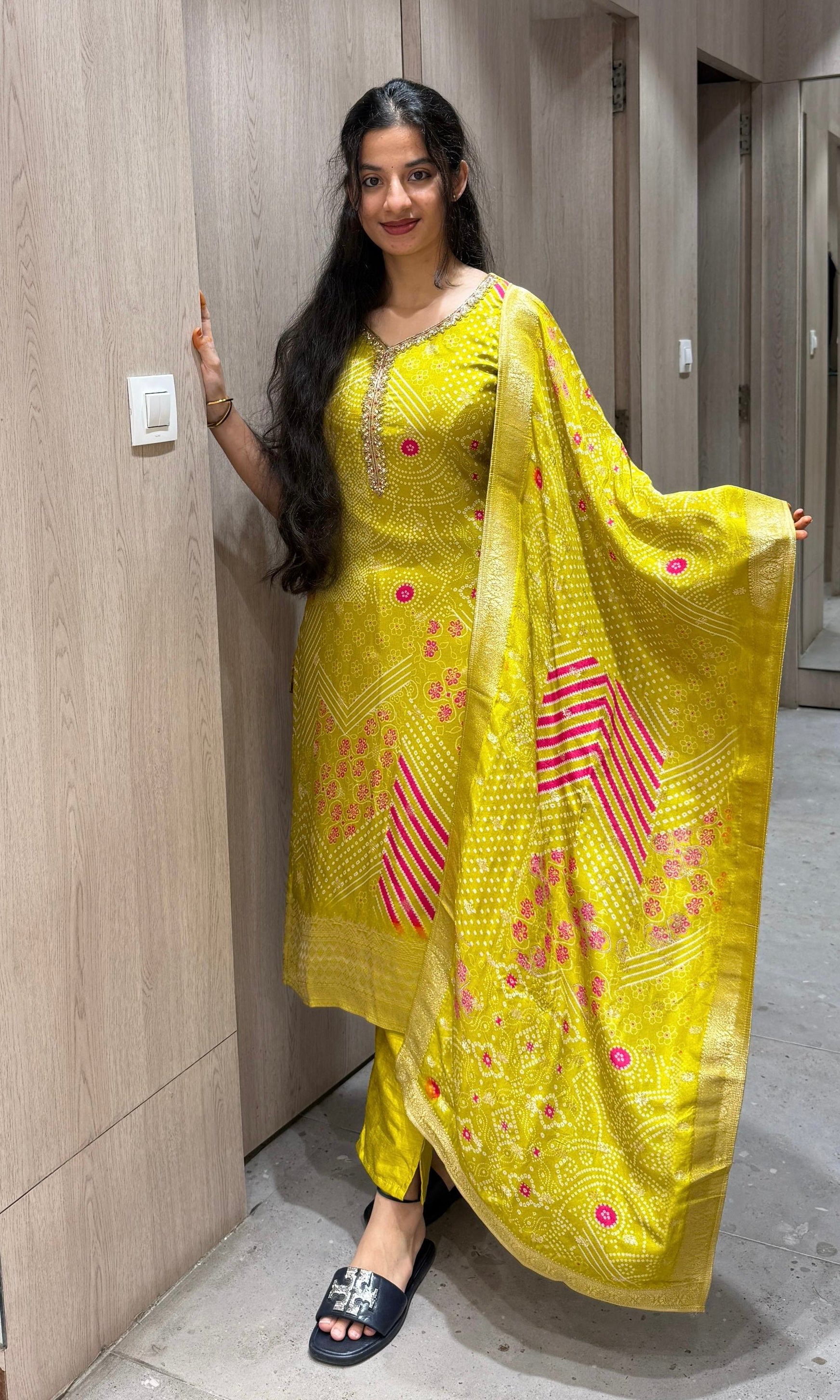 Mehendi green kurta set