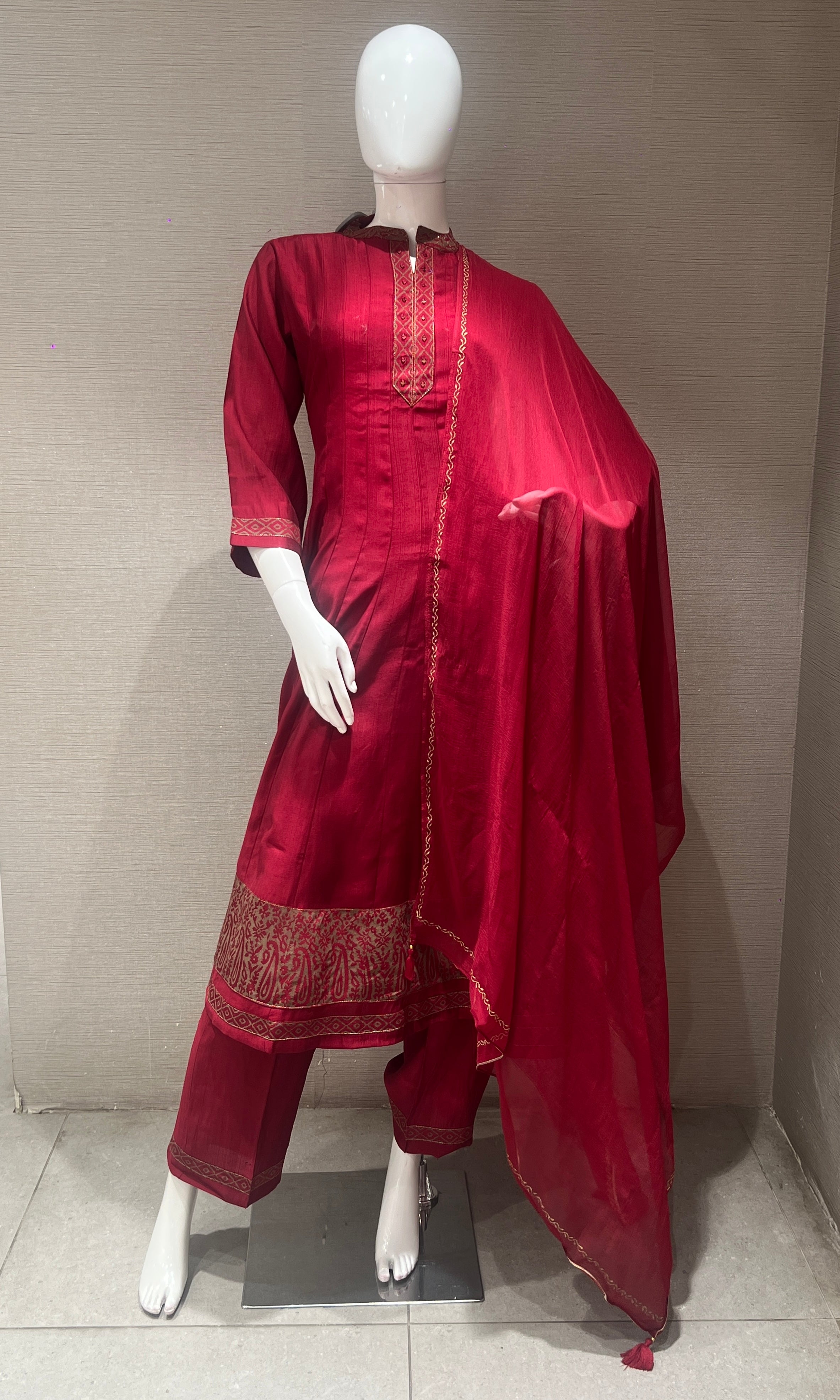 Maroon ethnic kurta set