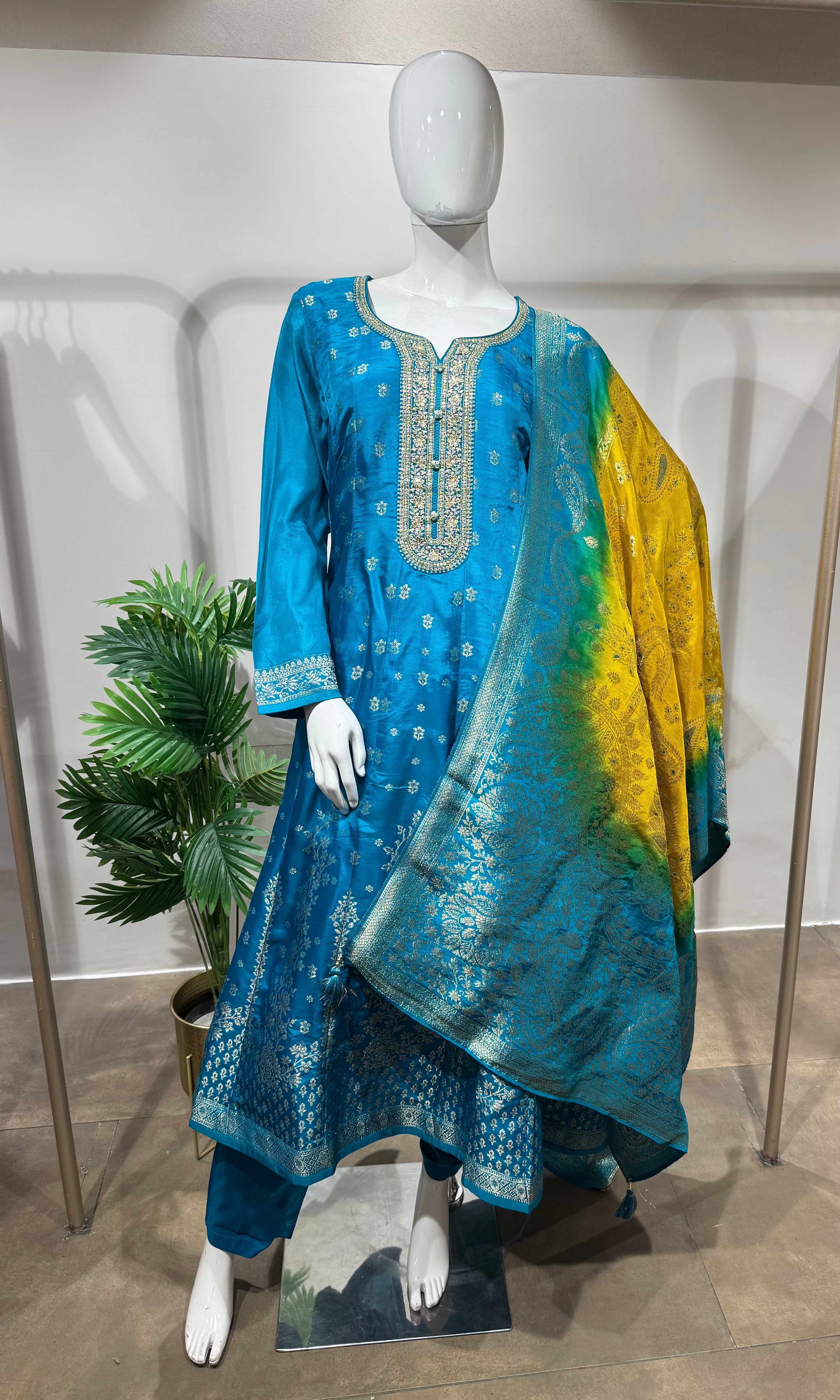 Rama embroidered kurta Set with contrast Dupatta