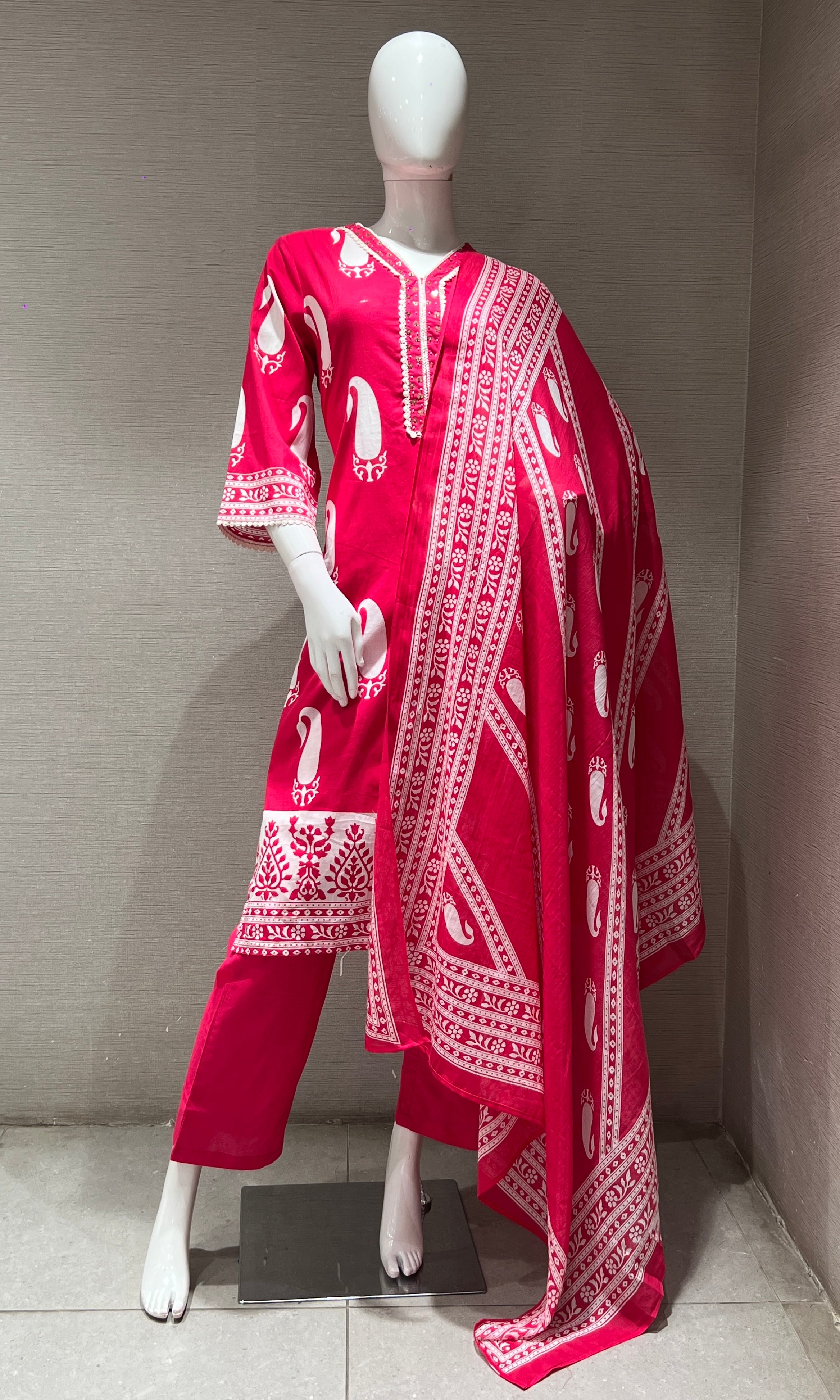 Rani pink PRINTED kurta set