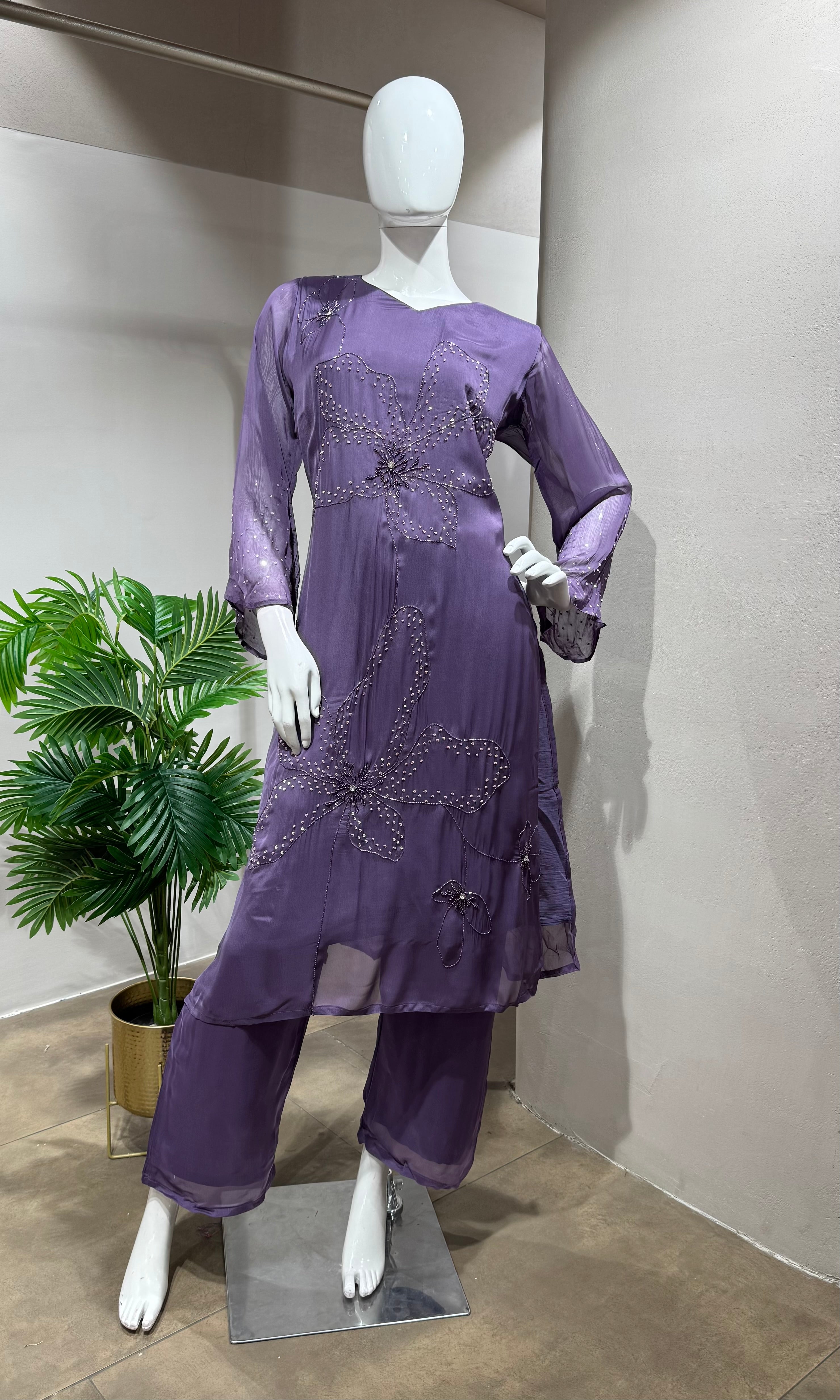 PURPLE FLORAL THREAD EMBROIDERED KURTA SET