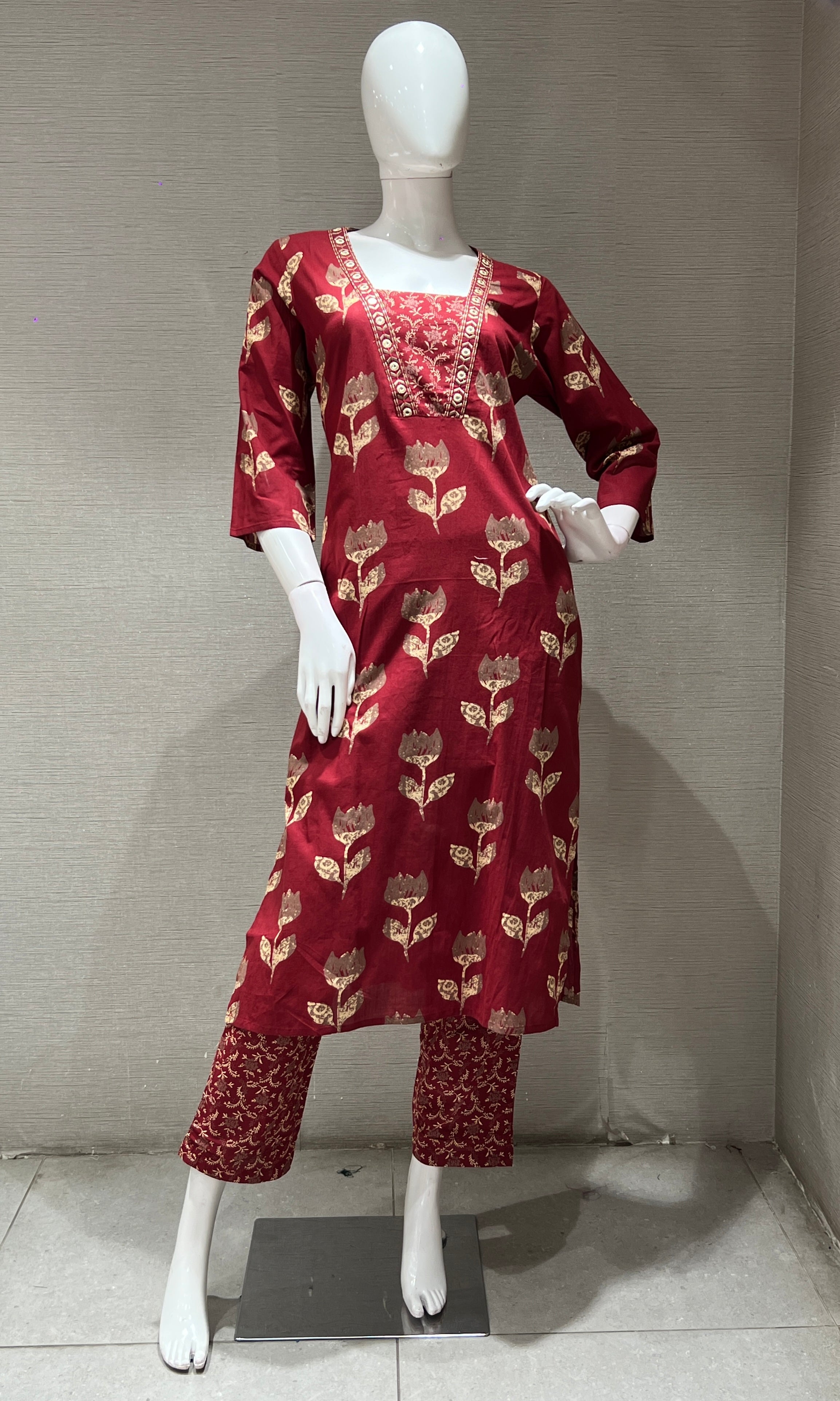 Maroon FLORAL PRINTED kurta set
