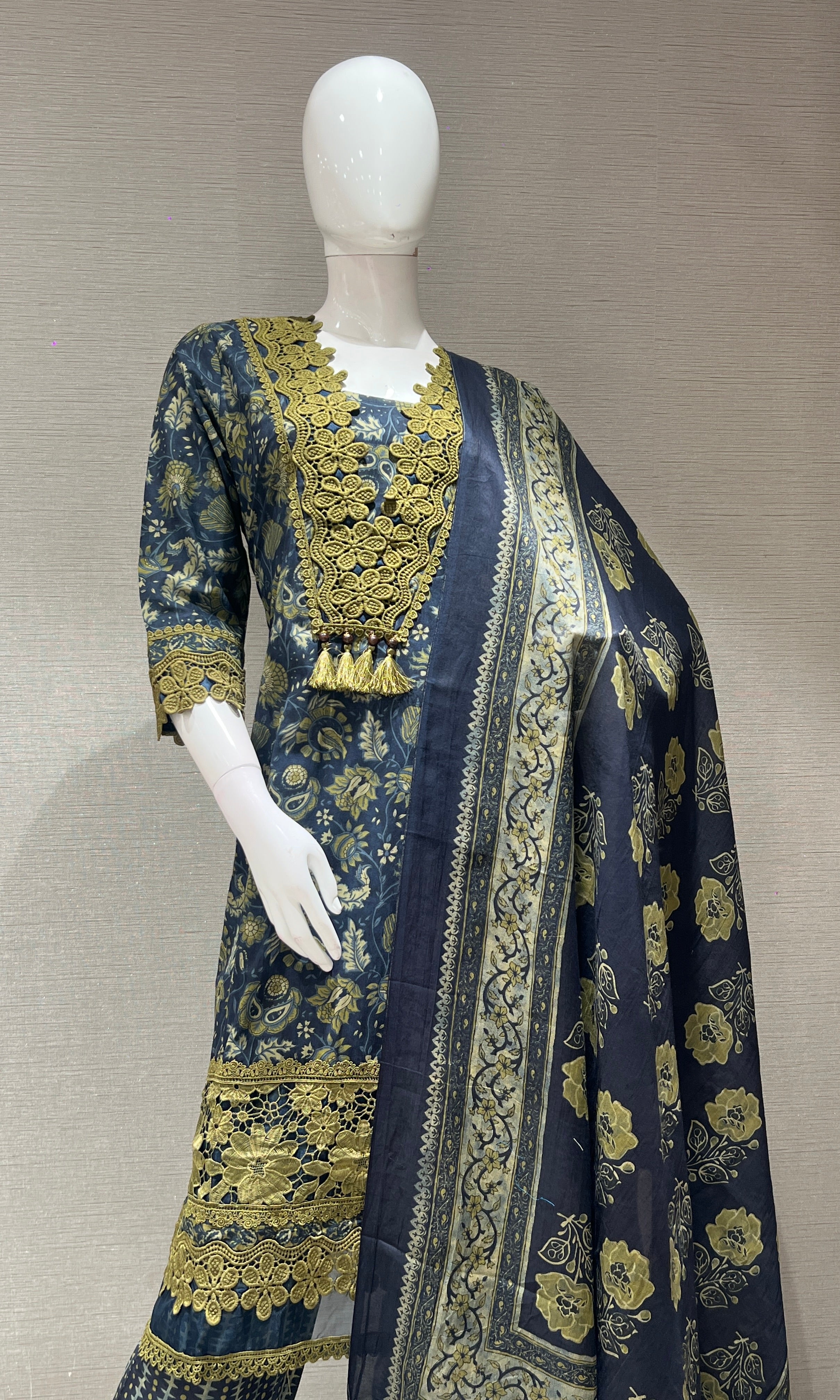 Blue FLORAL EMBROIDERED KURTA SET