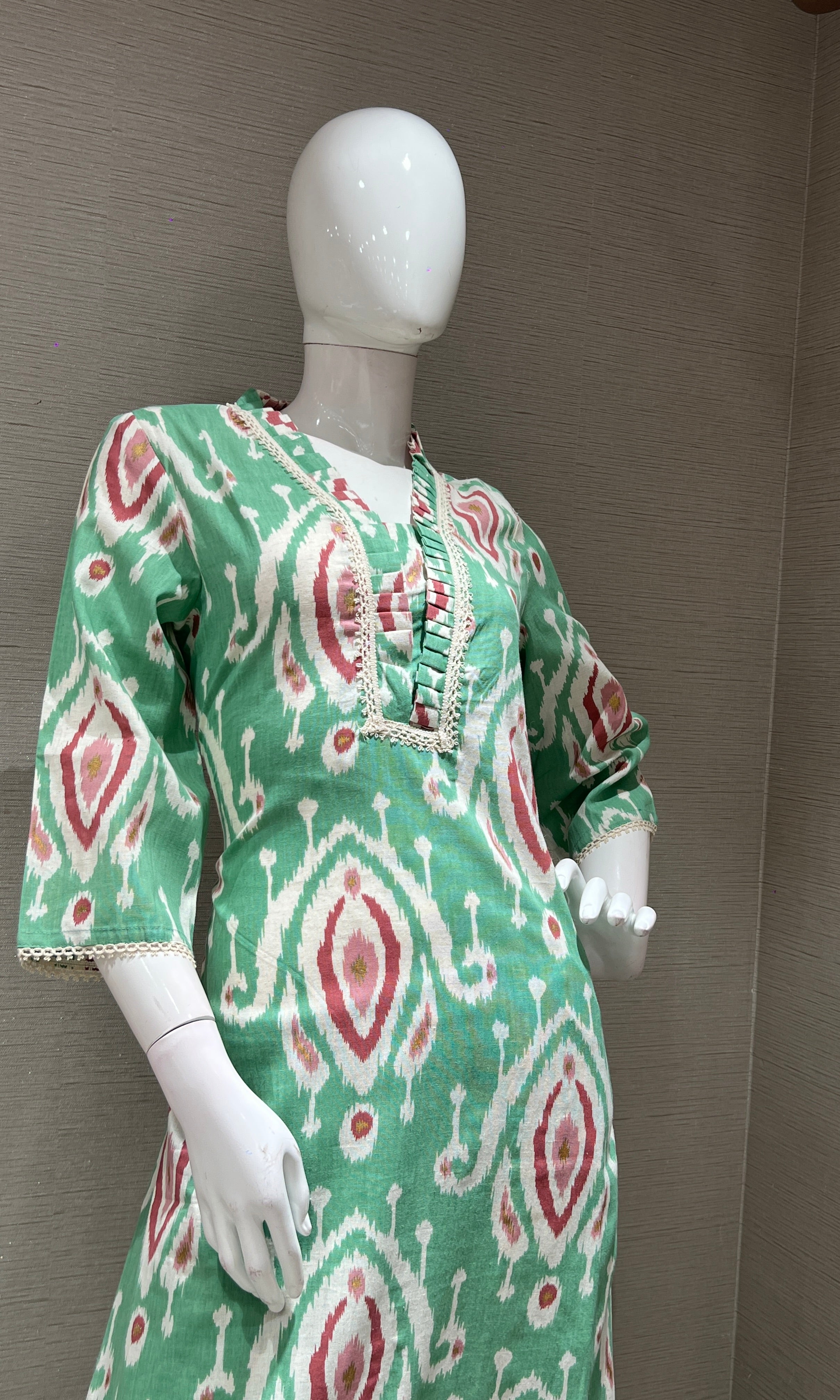 Green FLORAL PRINTED KURTI SET