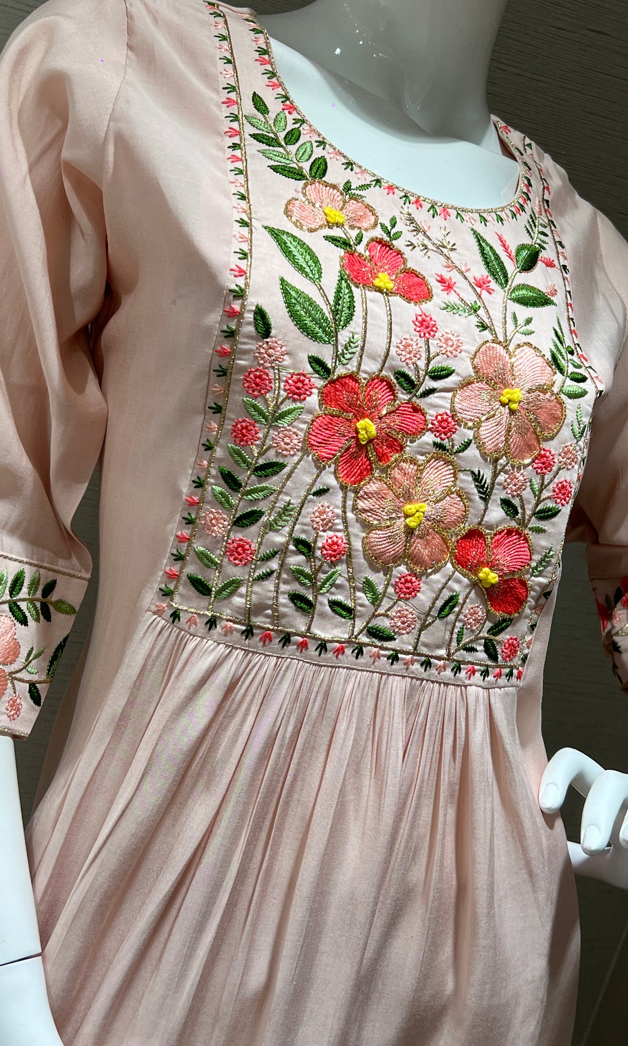 Light Peach Floral Mul Chanderi kurta set