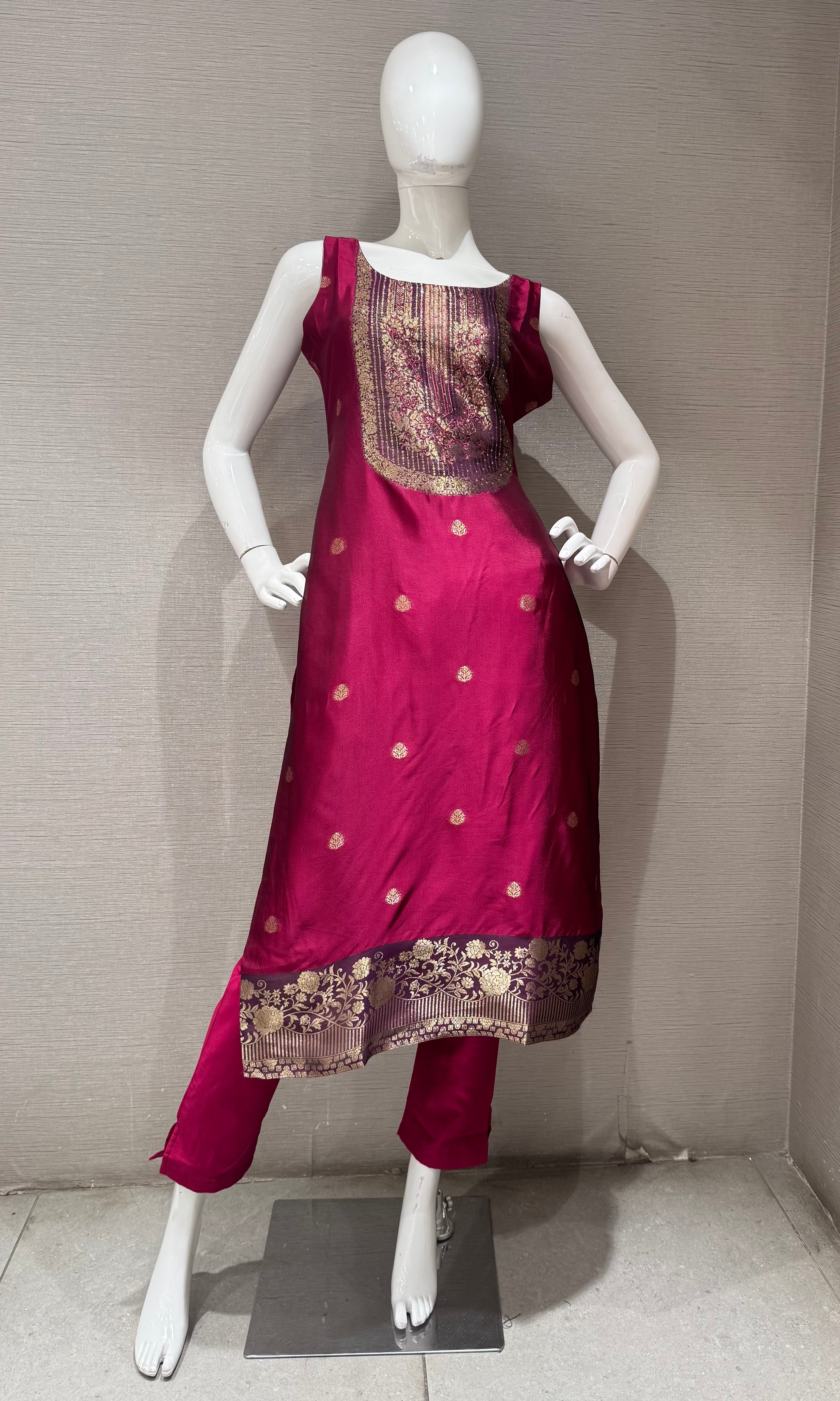 Royal Wine Fuchsia Zari Embroidered Kurta Set