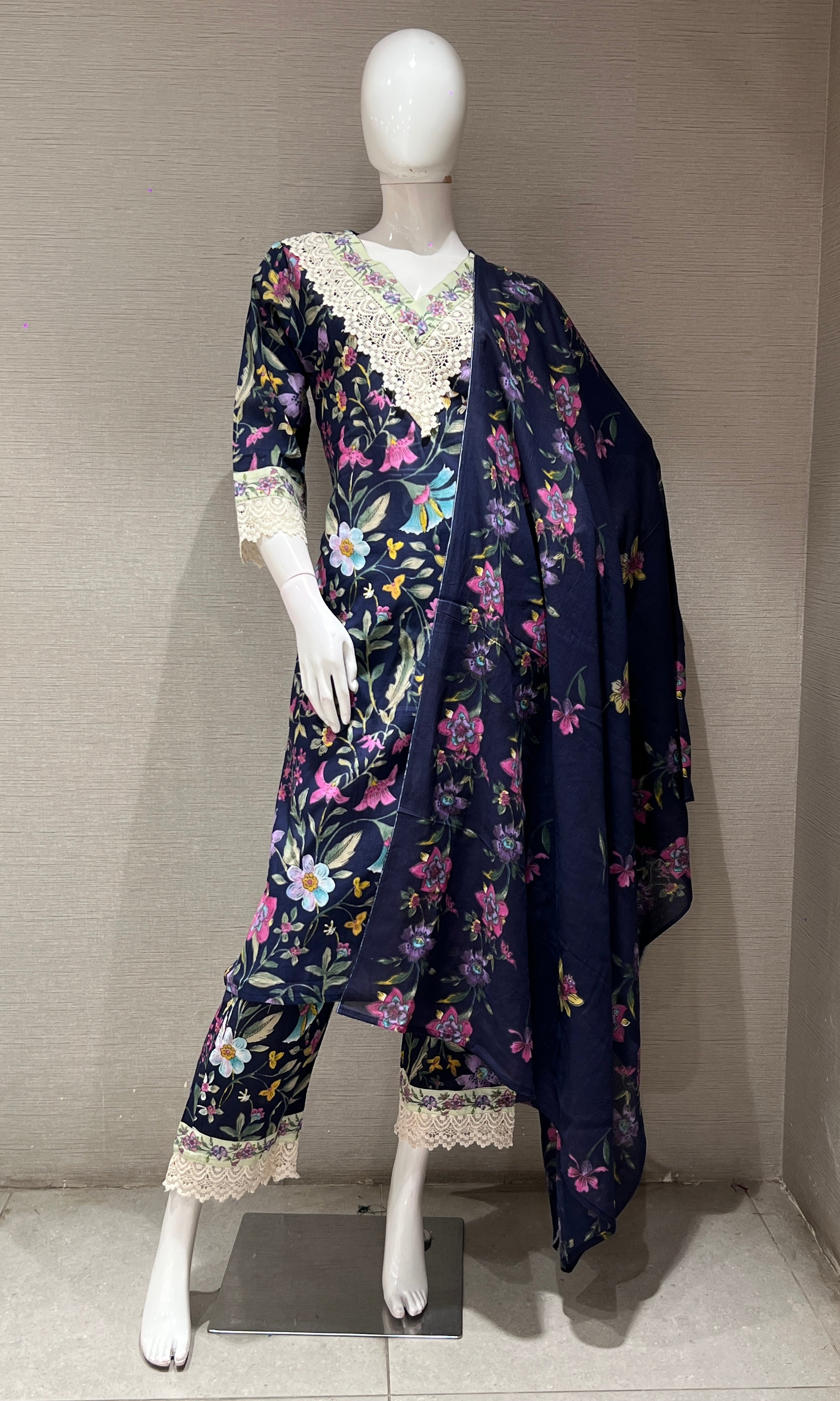 Blue FLORAL PRINTED EMBROIDERED kurta set