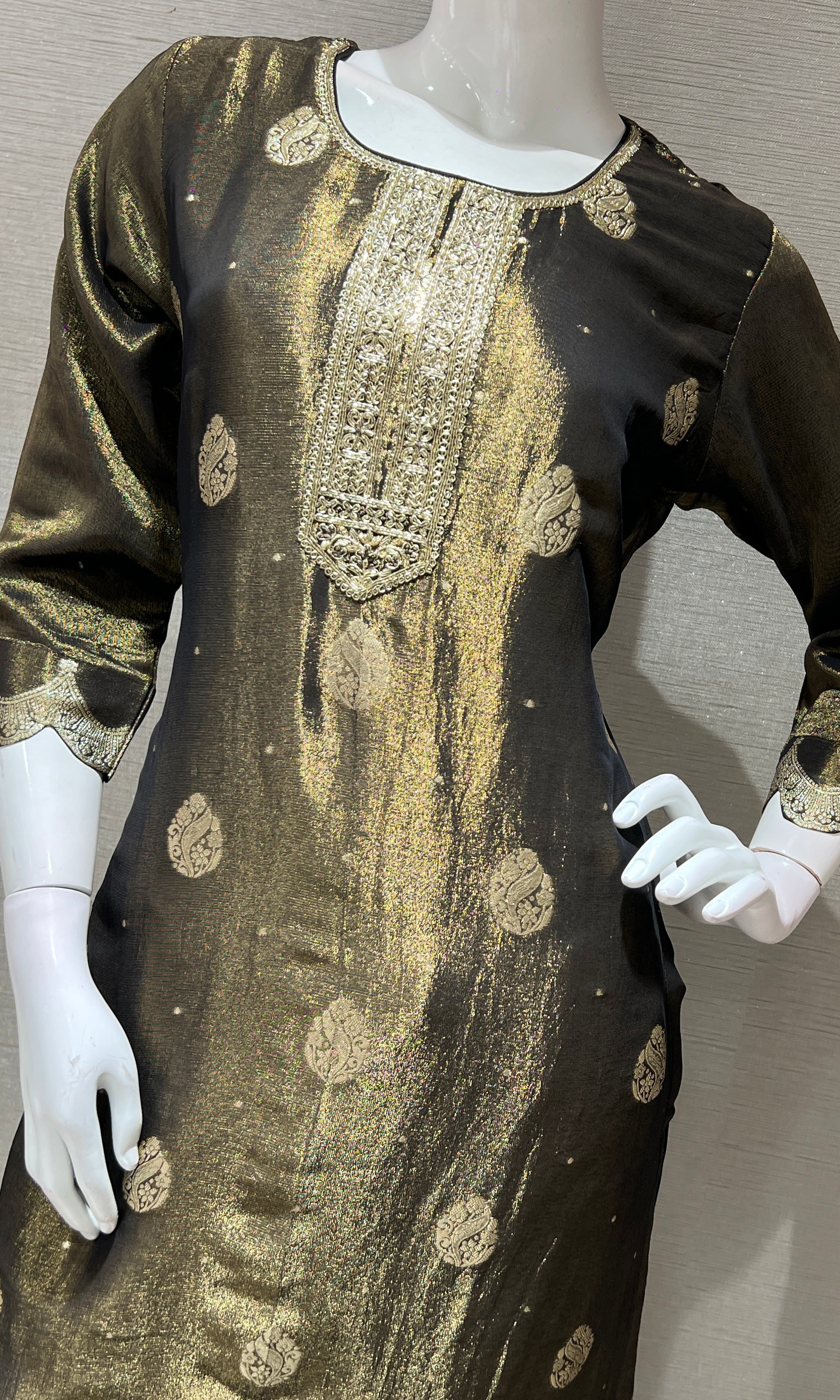 B golden kurta set with palazzo pants