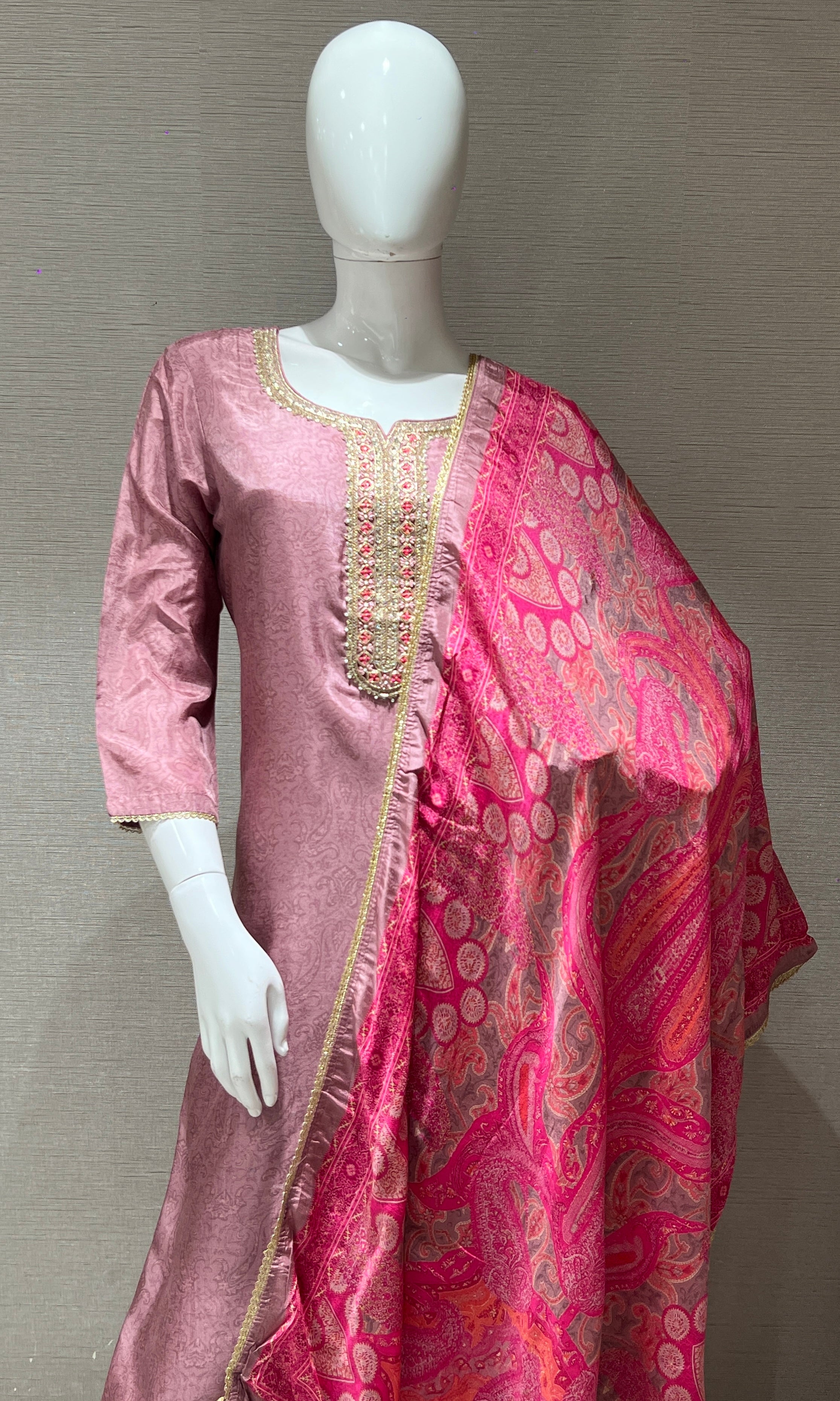 Mauve kurta set with banarasi dupatta