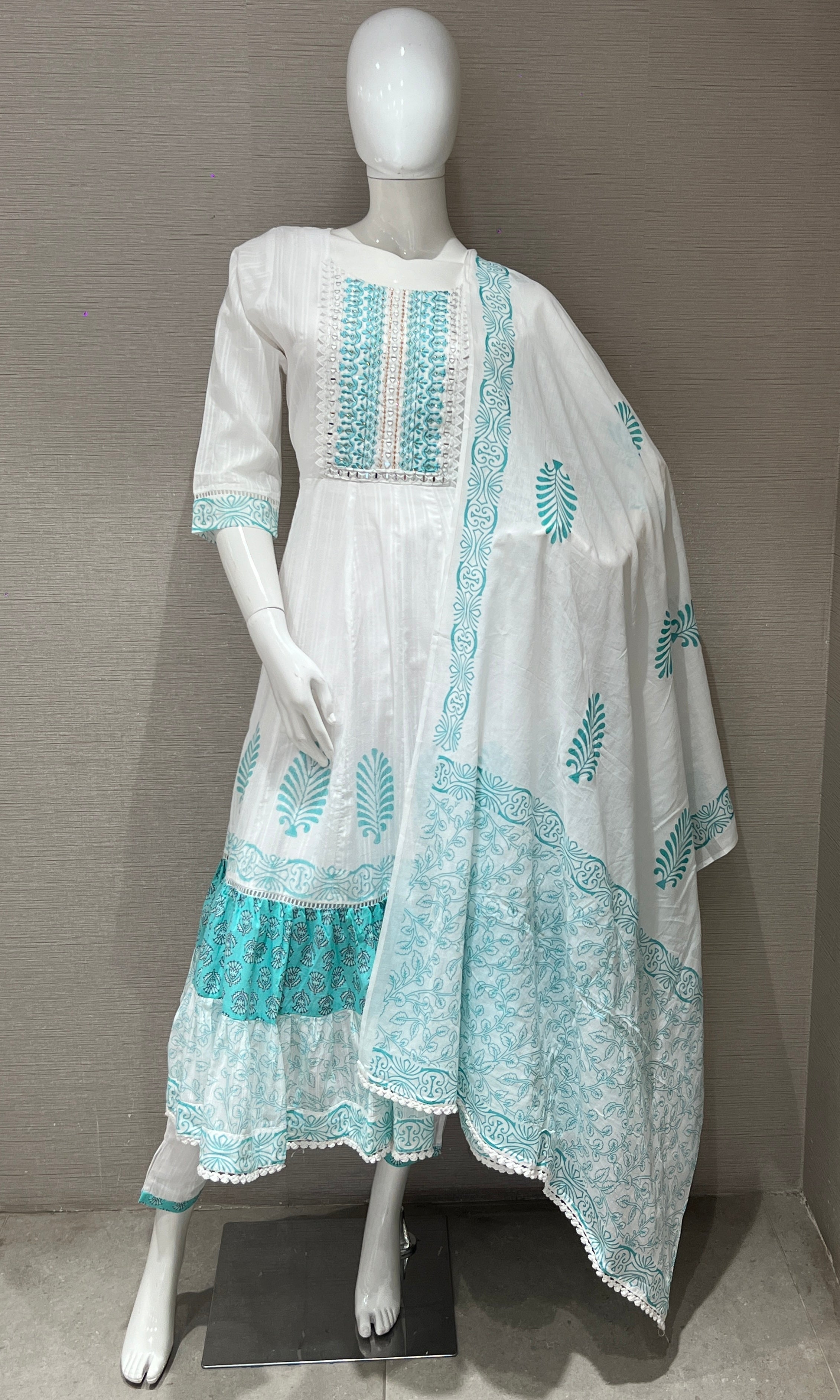 Green Anarkali frock with straight pant k222