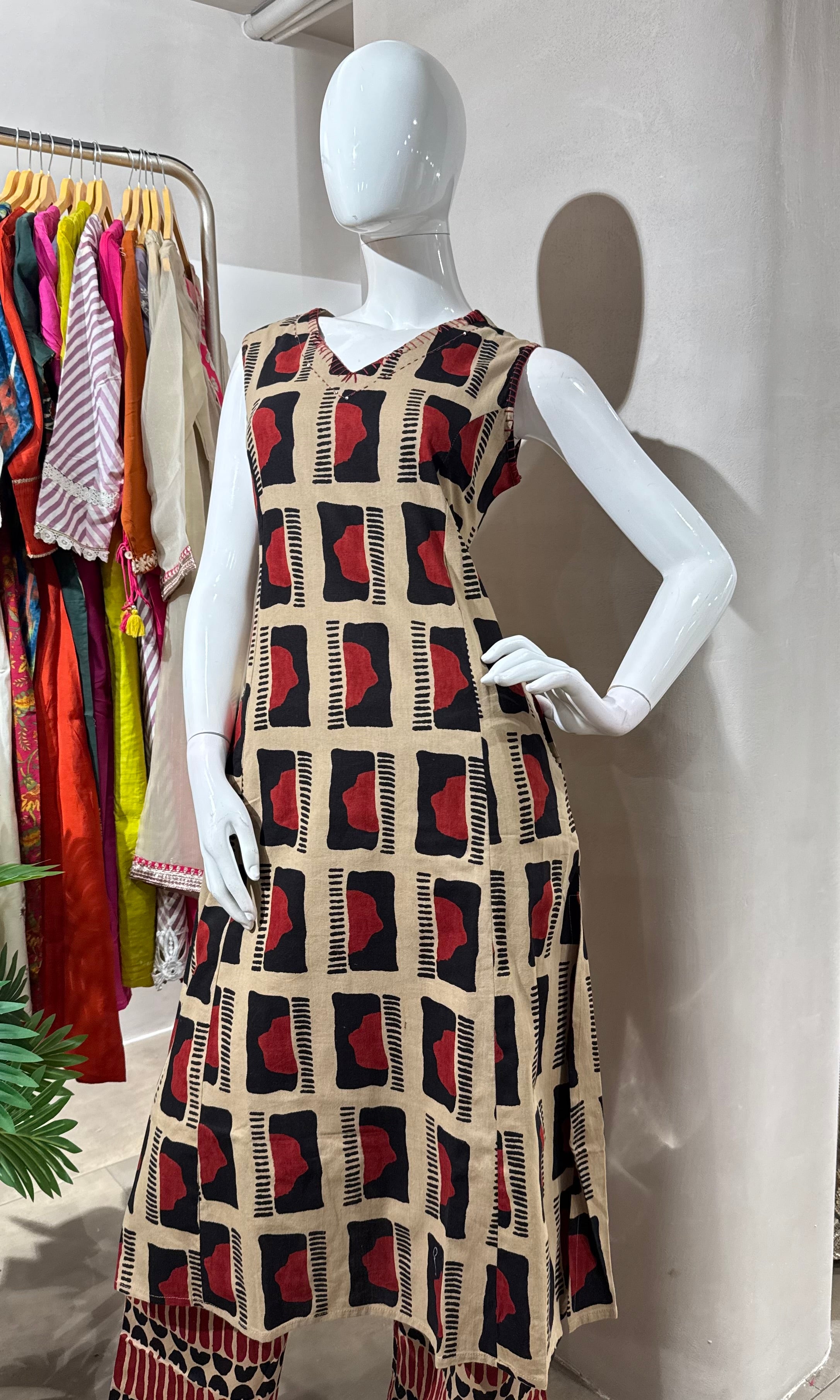 BEAGH PRINTED KURTI WITH BOTTOM