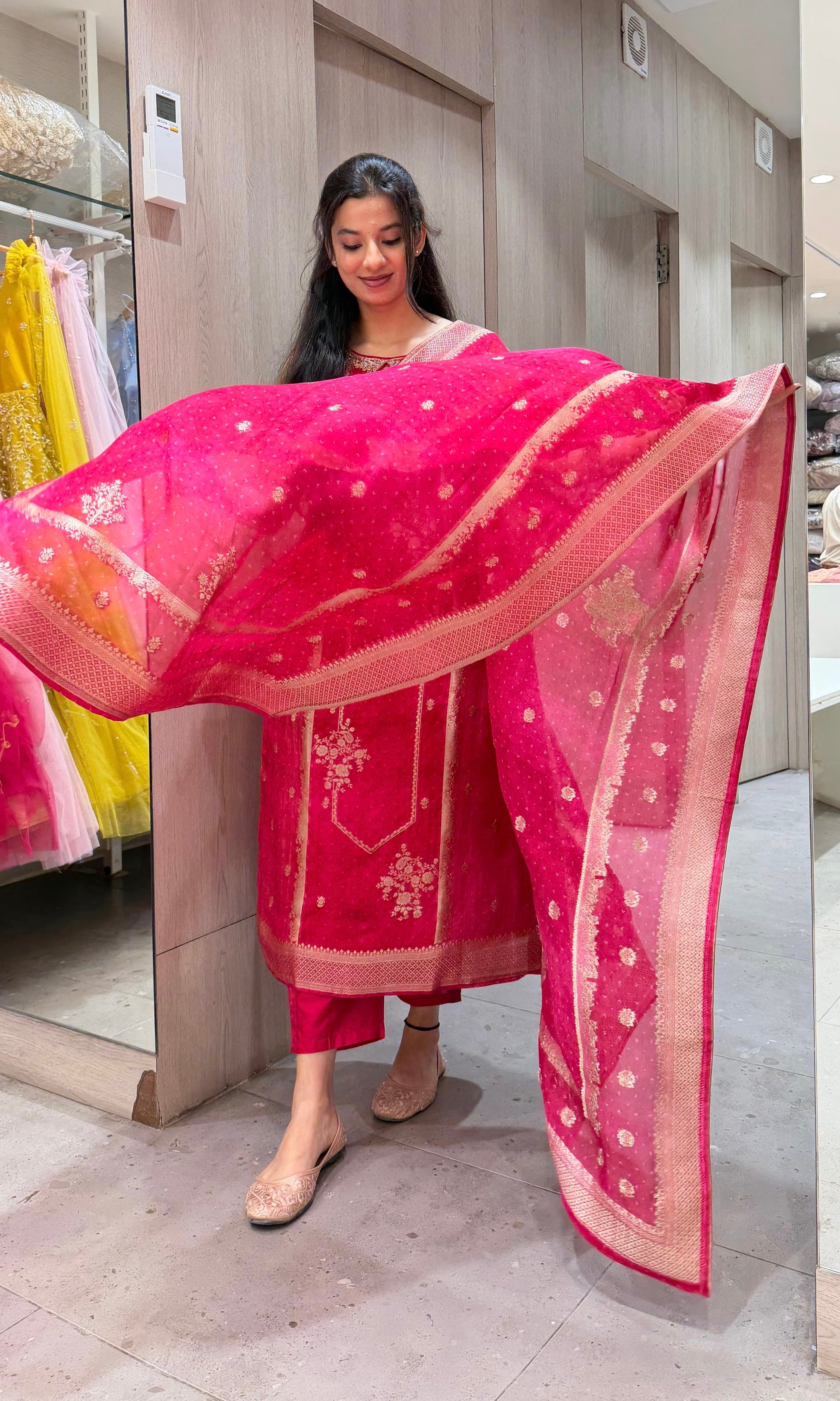 Rani pink GOLDEN ETHINC kurta set