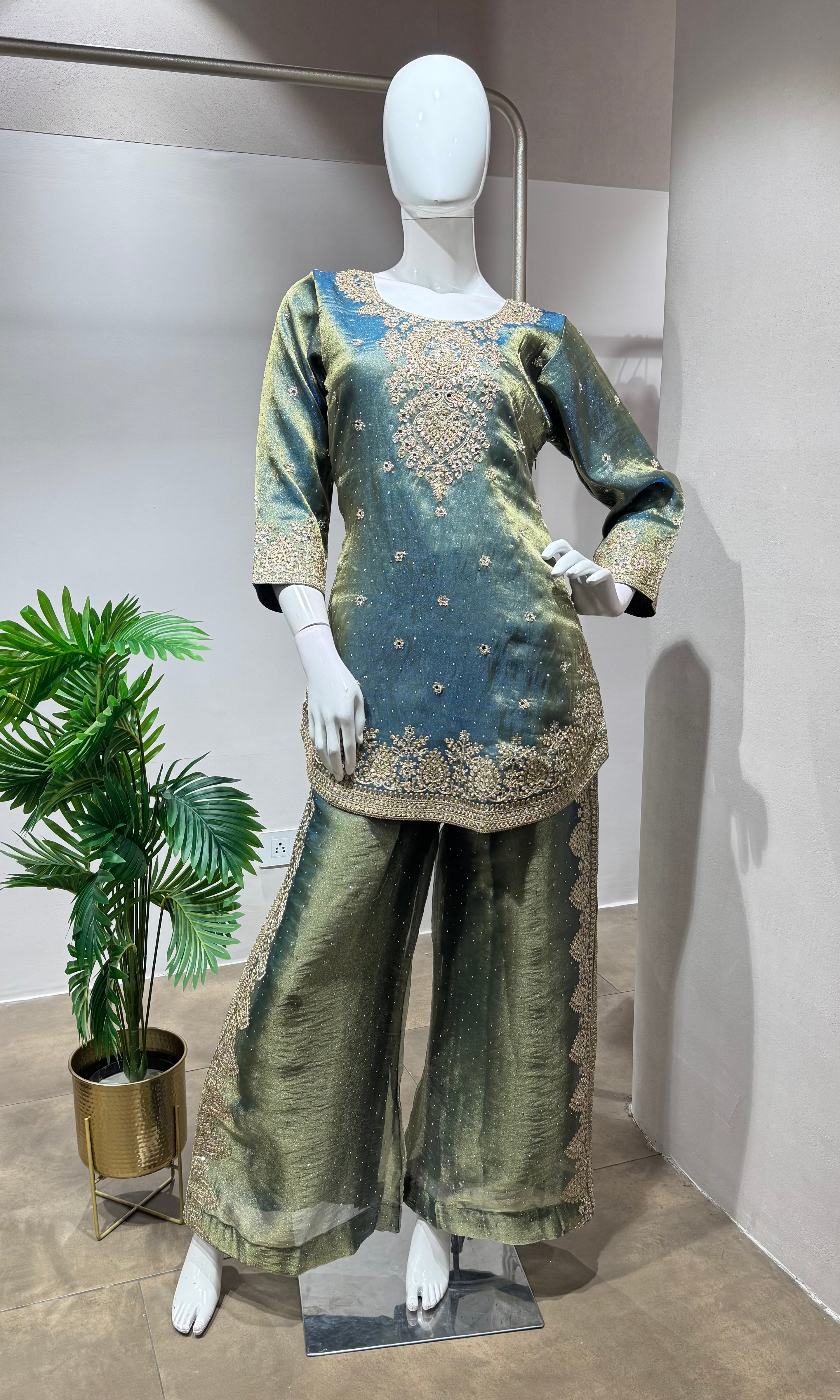 Light green shimmer tissue palazzo set