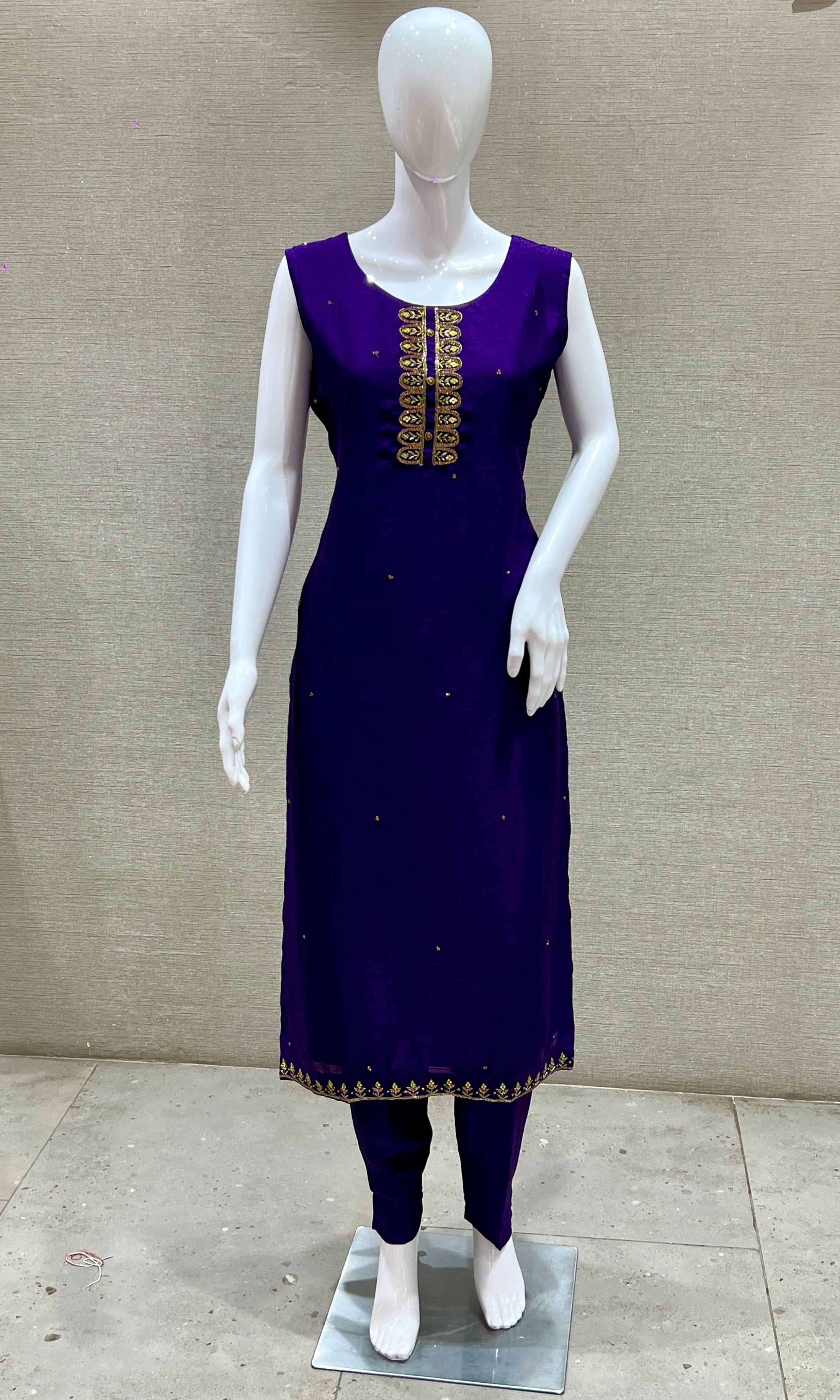 Elegant Purple Kurta Set with Green Silk Dupatta