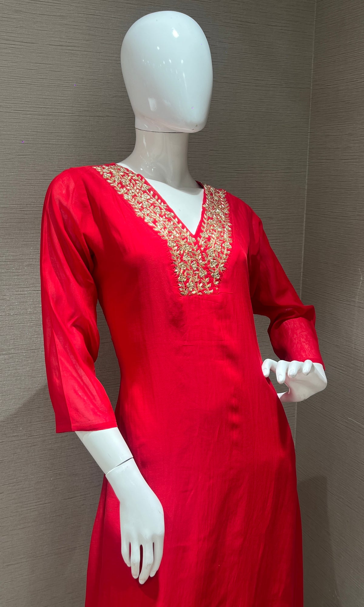 Red Embroidered MUL CHANDERI Kurta Set