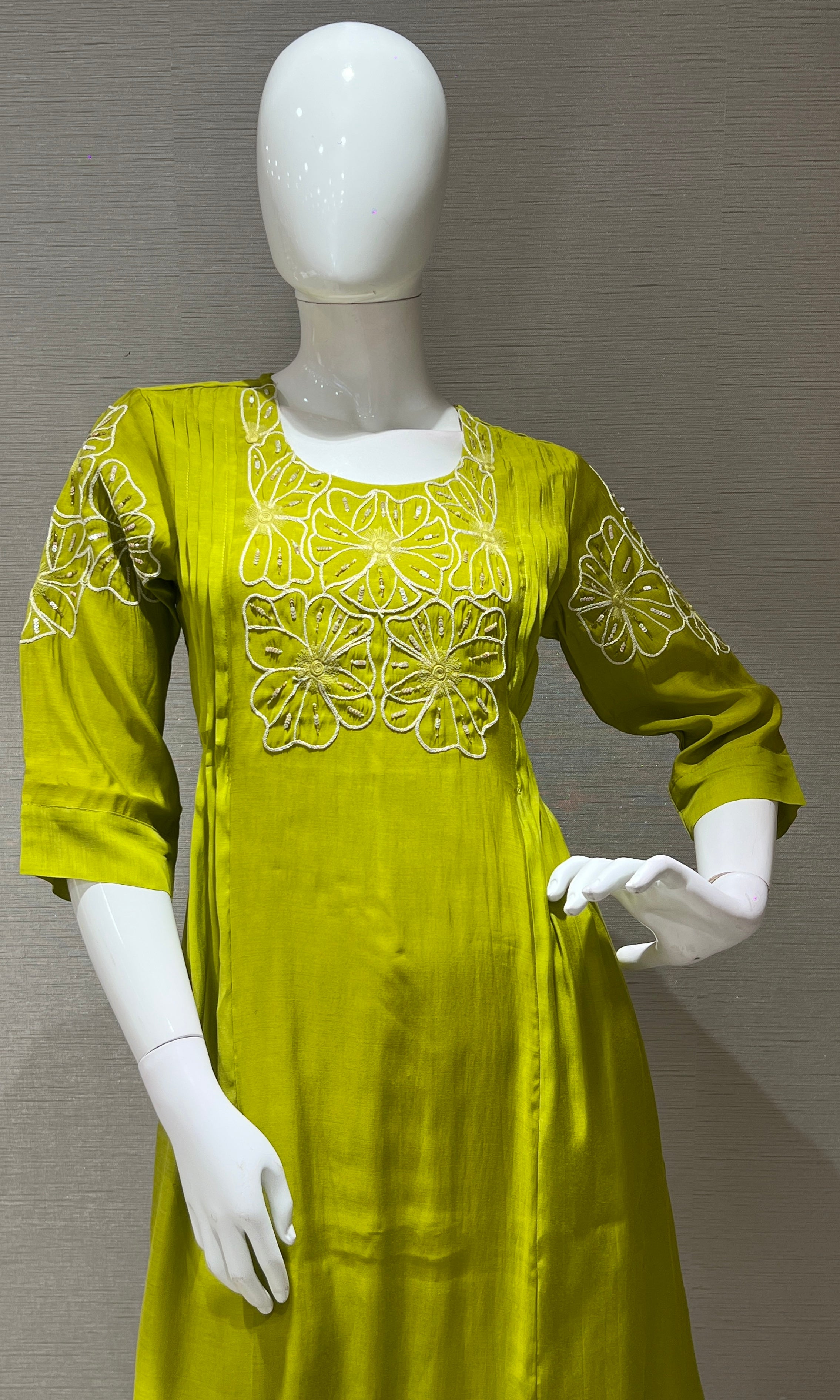 Liril FLORAL MUL CHANDERI kurta set