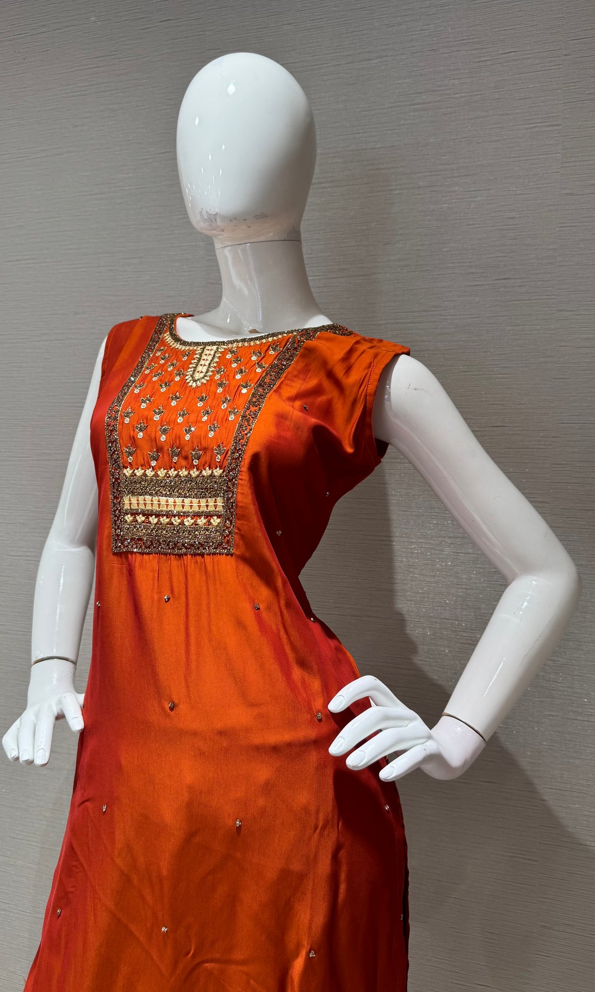 RUST SILK ETHNIC KURTA SET WITH BANARASI DUPATTA