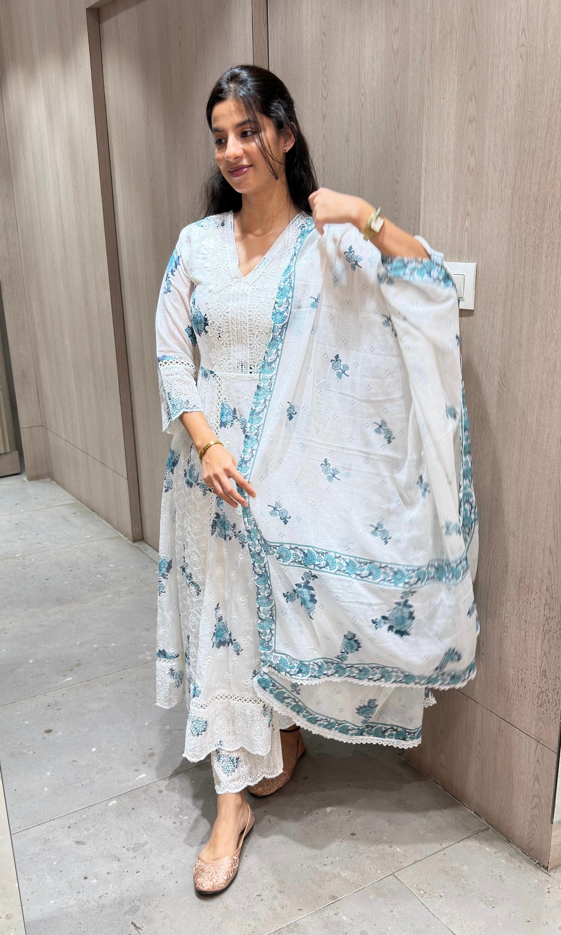 Blue floral motifs chikankari kurta set
