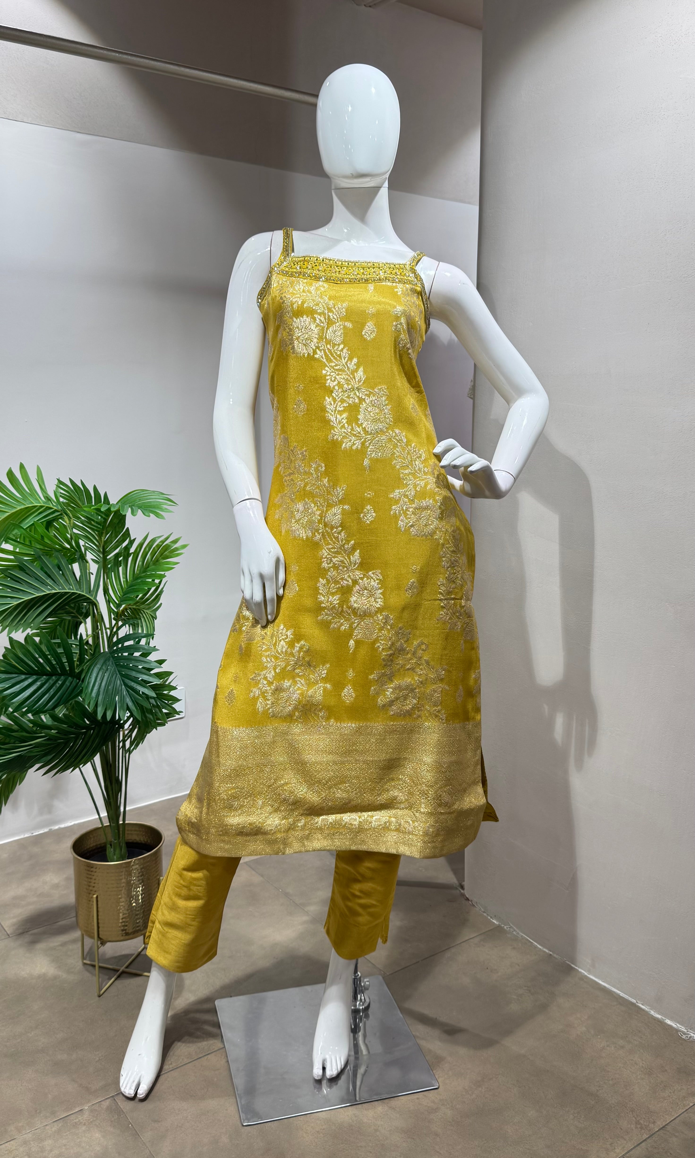 YELLOW GOLDEN FLORAL EMBROIDERED KURTA SET
