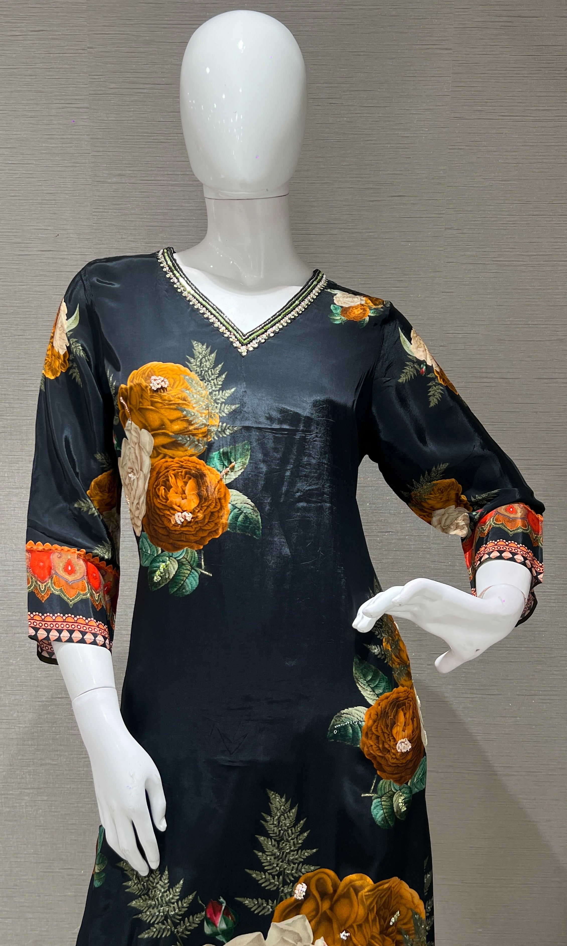 Black Elegant Floral Printed KURTA SET