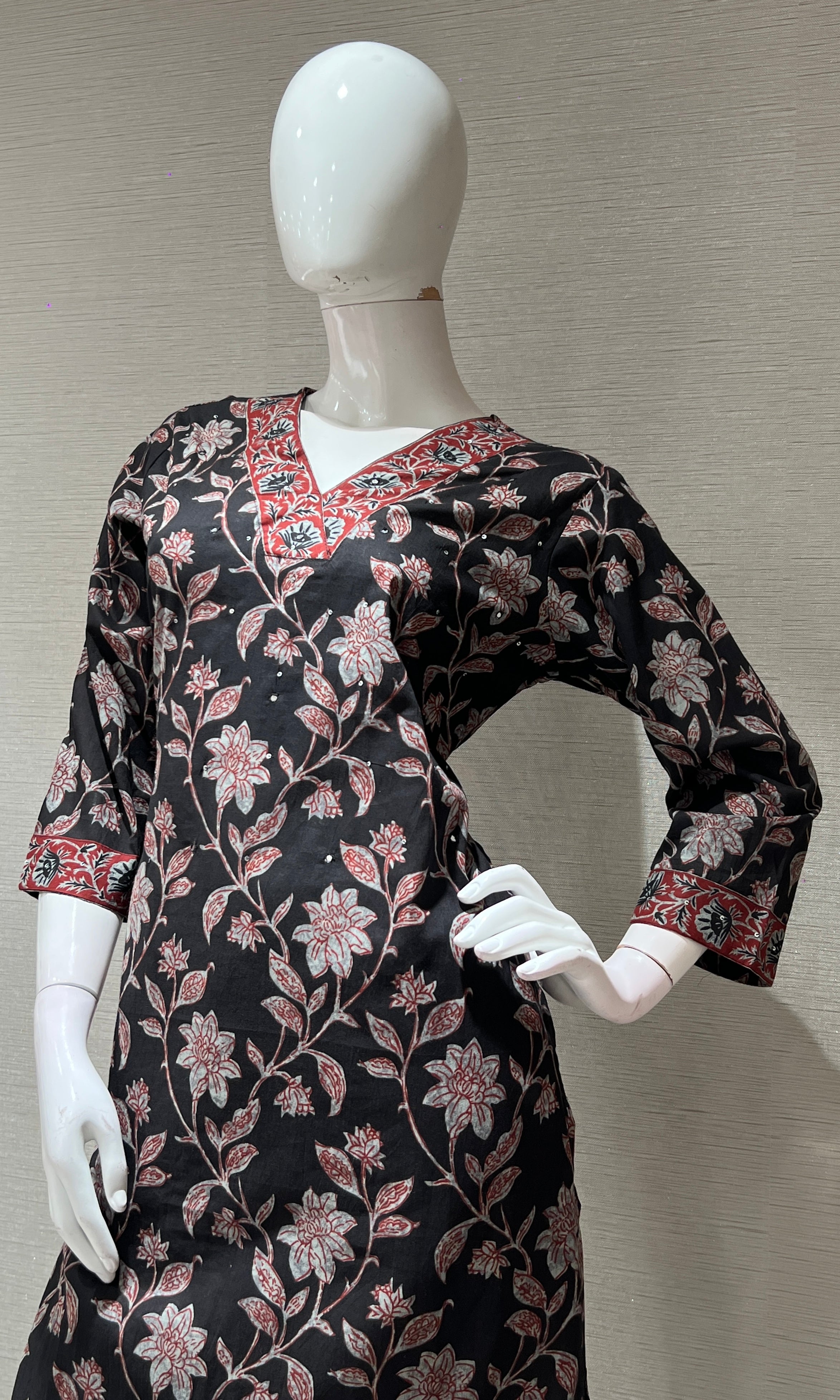 Black FLORAL PRINT kurta set